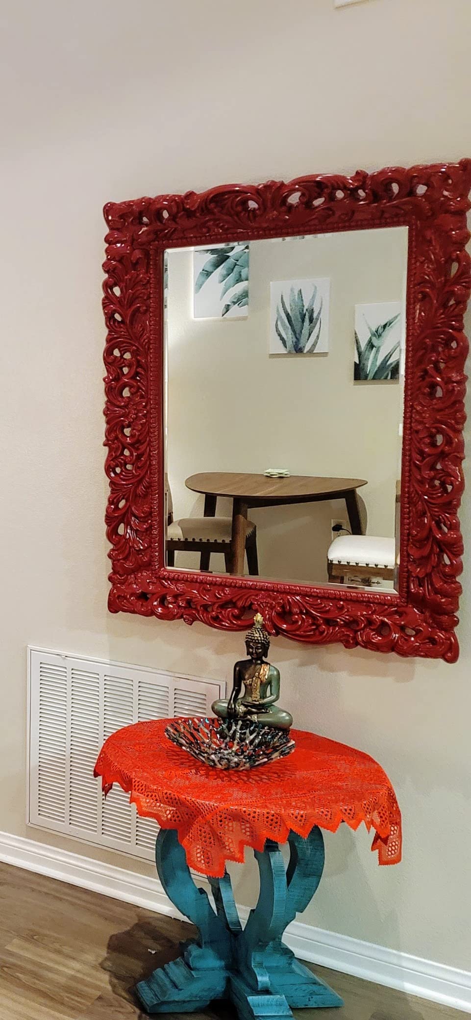 Howard Elliott Barcelona Hanging Rectangular Framed Wall Mirror, Antique Gold Resin, Traditional Designer Mirror for Home, Living Room or Bedroom, 23 x 35 Inch customer photo 1