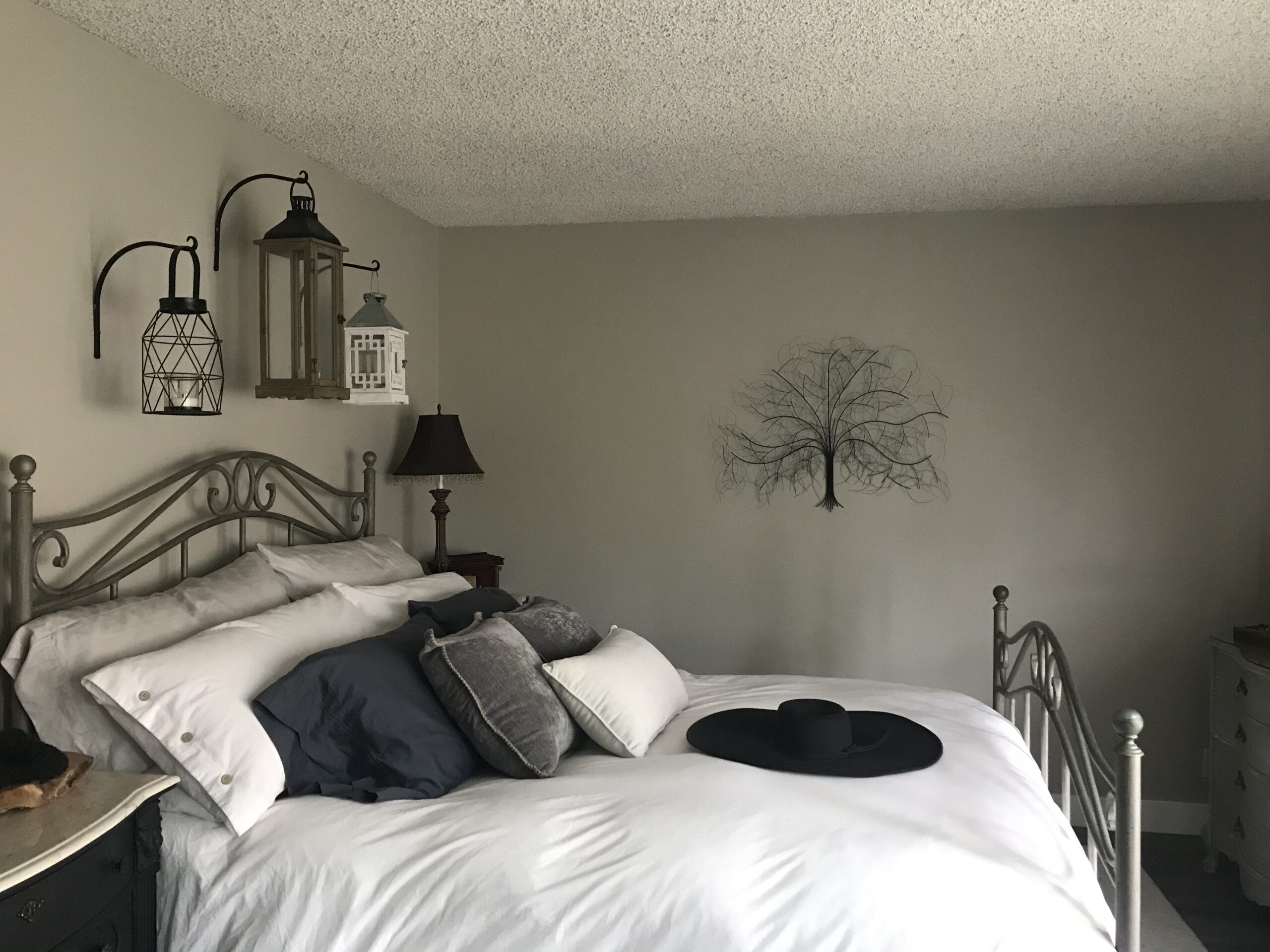 SIGNALS Black Tree Wall Art - Handcrafted Metal Wall Art Decor, Wall Hanging Decor Sculpture customer photo 2