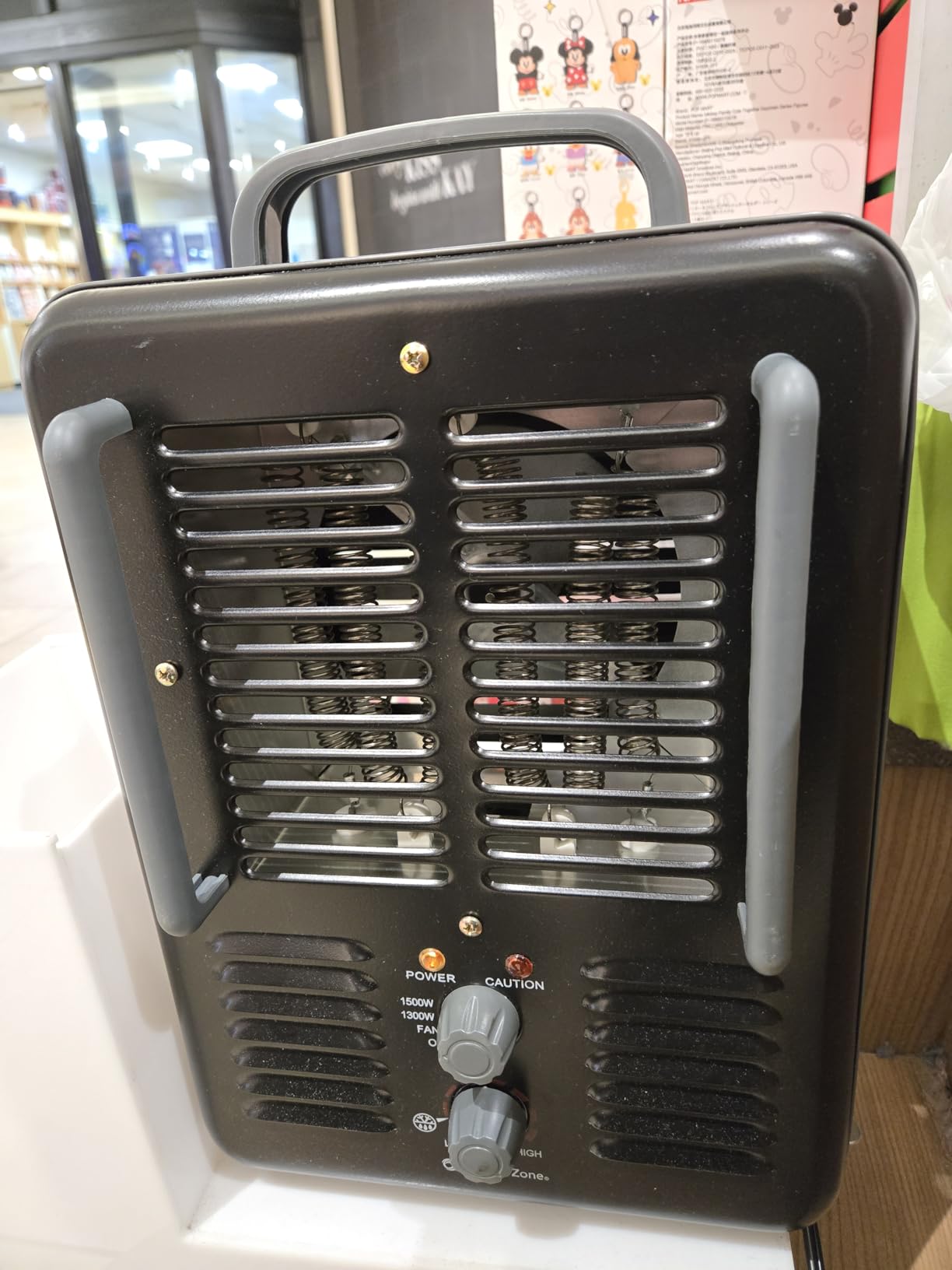 Comfort Zone Electric Portable Milkhouse Style Utility Space Heater with Adjustable Thermostat, Overheat Protection, and Safety Tip-Over Switch, Ideal for Garage or Greenhouse, 1,500W, CZ798 customer photo 2