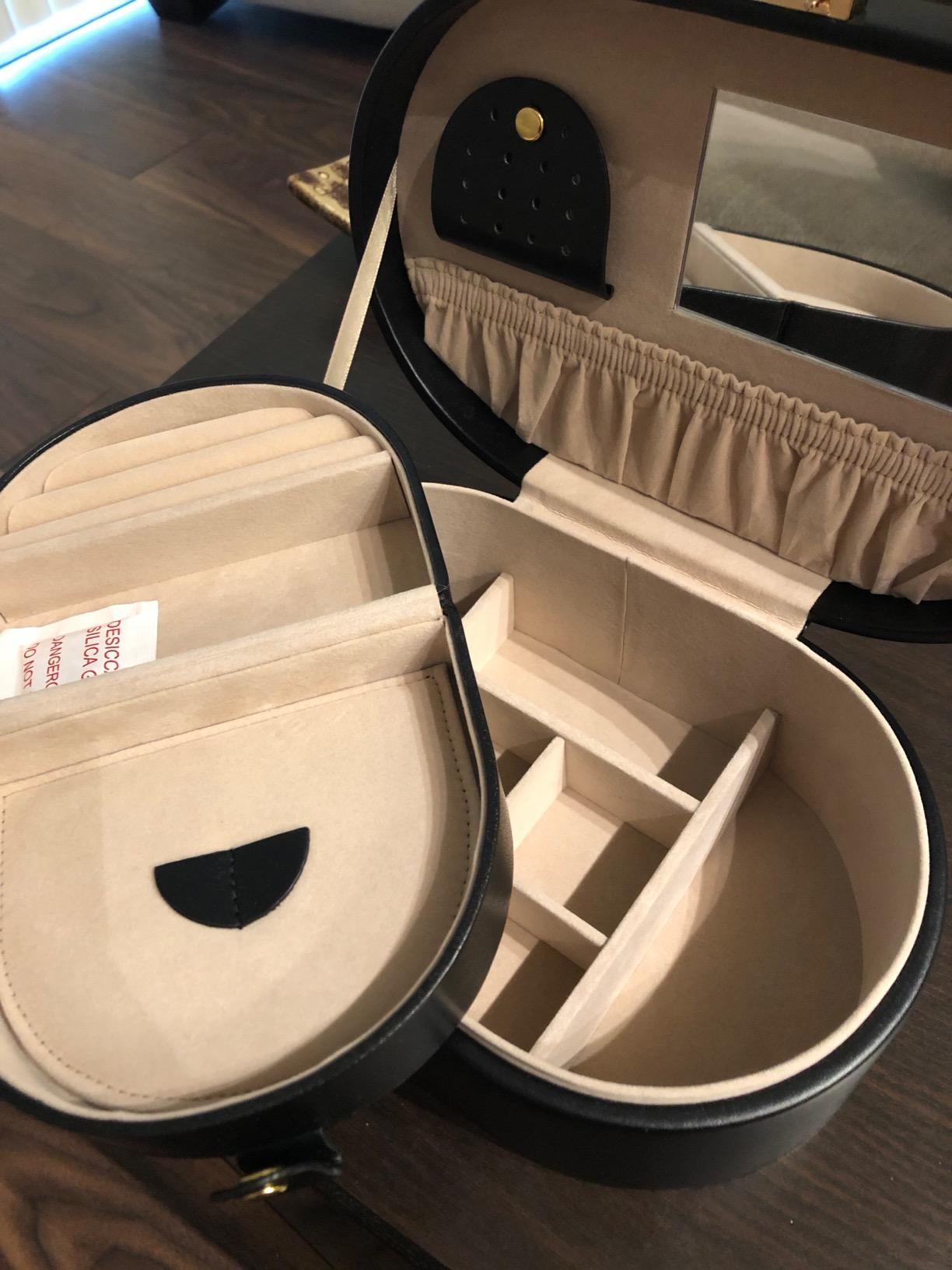 280502 Heritage Oval Black JEWELRY-Box customer photo 1