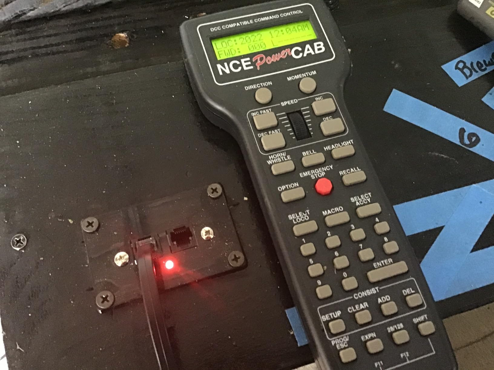 NCE Power Cab DCC Starter Set customer photo 1