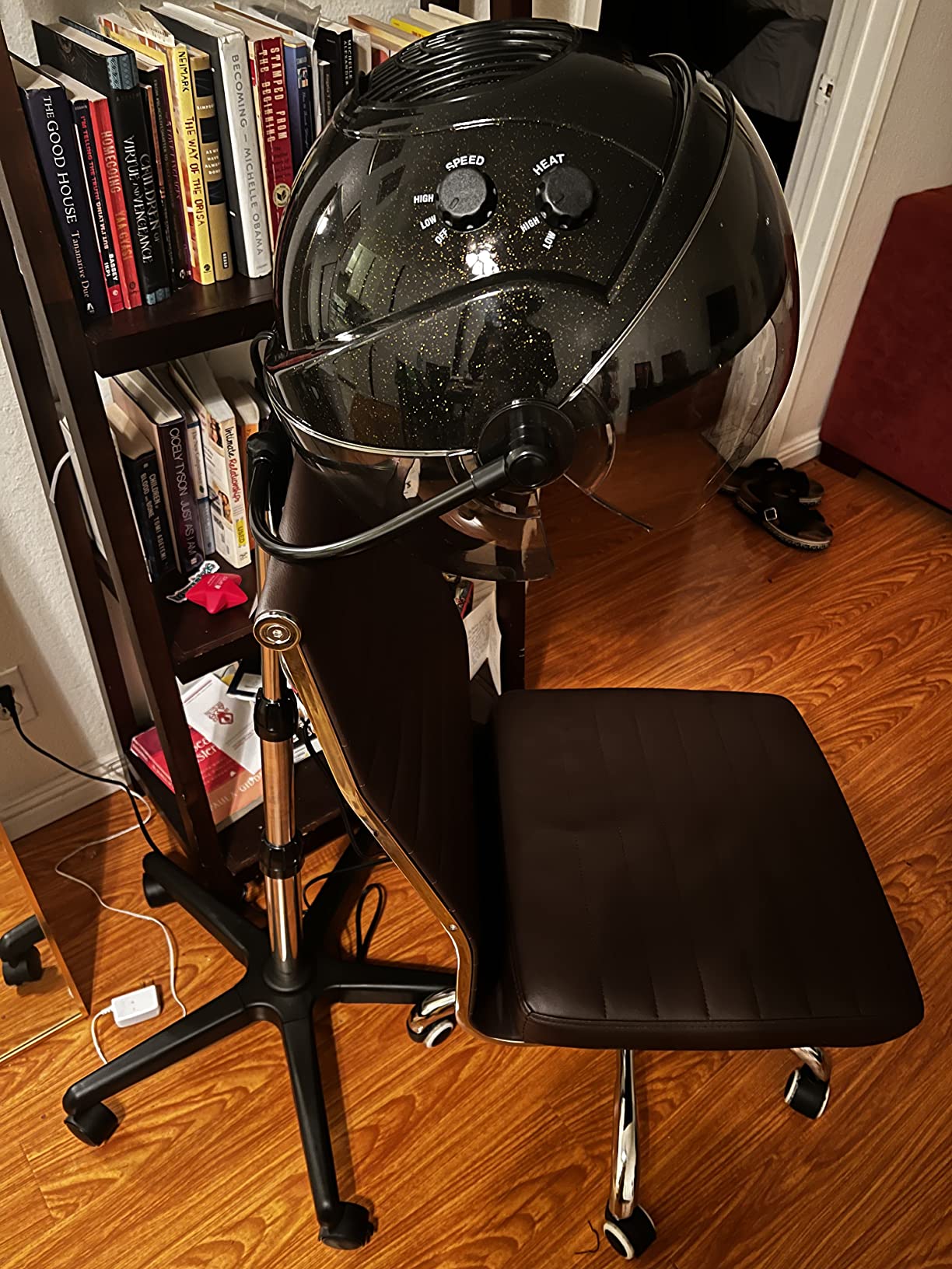 Gold 'N Hot Professional Ionic Stand Bonnet Hair Dryer | Deep and Tourmaline-Infused Conditioning customer photo 1