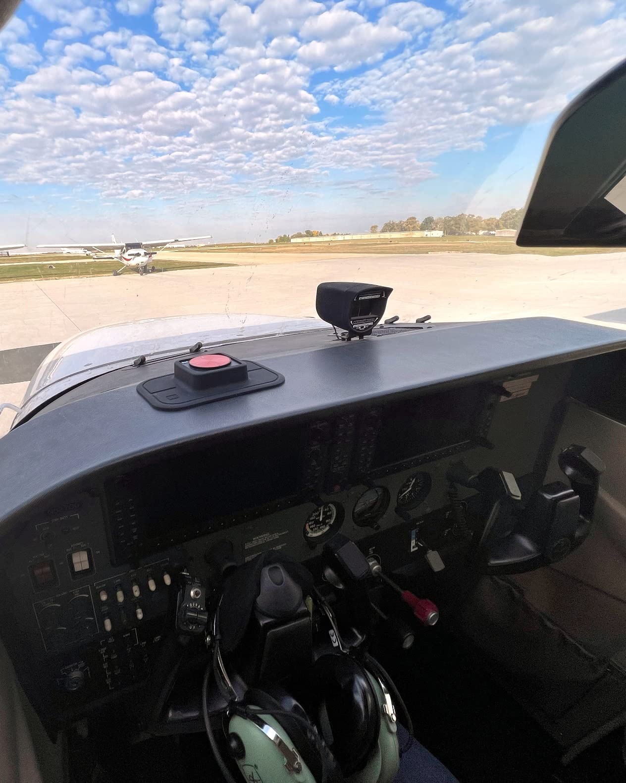 Dual Electronics XGPS150A Multipurpose Portable Universal Bluetooth GPS Receiver | Wide Area Augmentation System customer photo 2