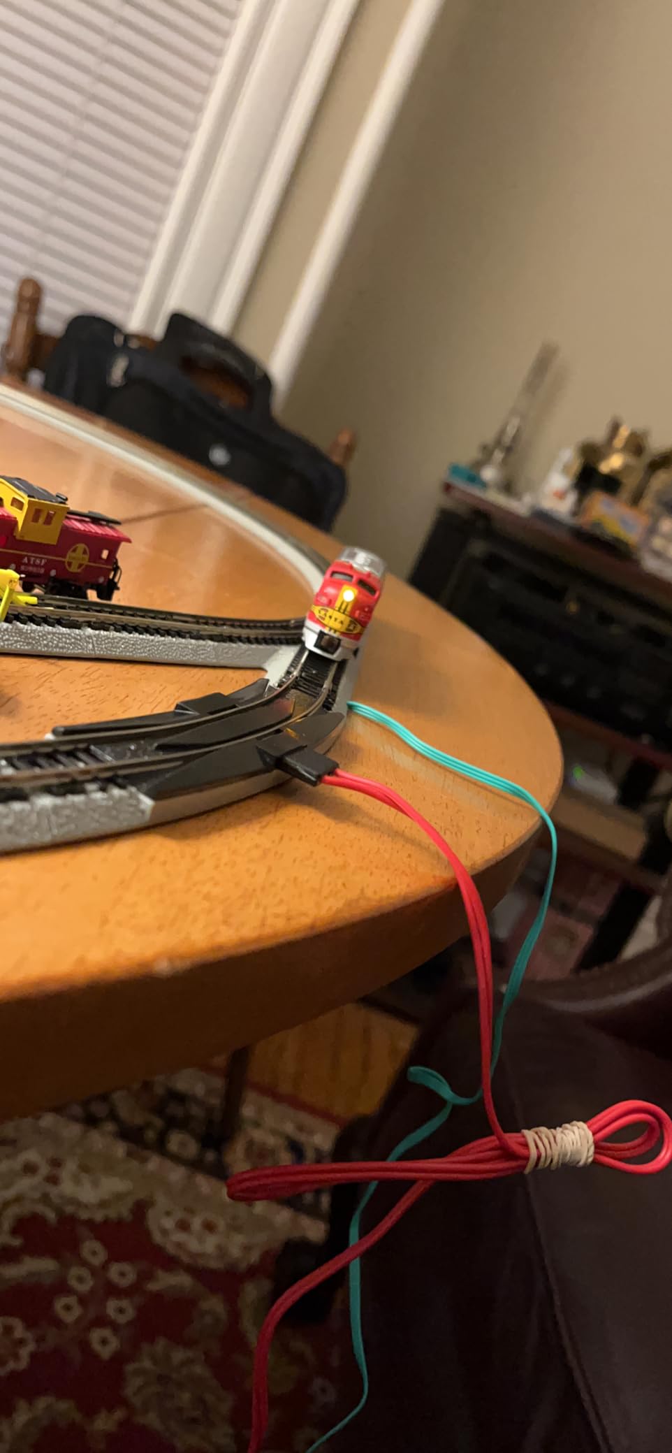 Bachmann Trains - Super Chief Ready To Run Electric Train Set - N Scale customer photo 2