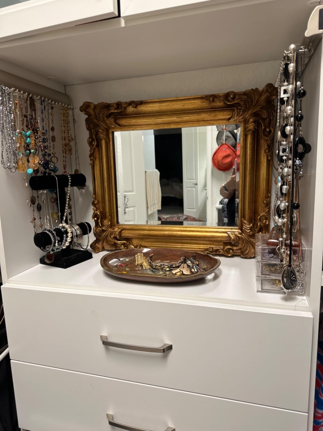 Edwin Hanging Rectangular Wall Mirror, Rustic Antique Gold Framed Decorative Accent Mirror for Living Room or Bedroom with Elegant Embellished Design, 19 x 23 Inch customer photo 1