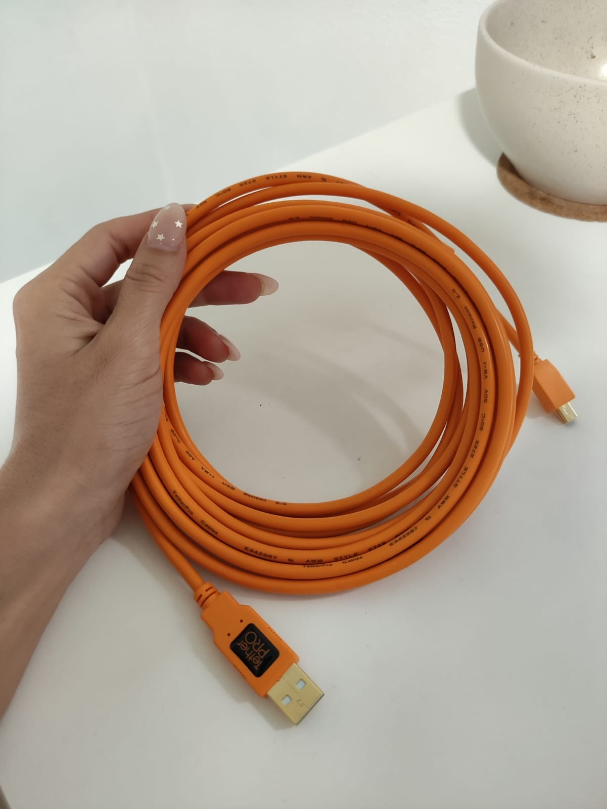 Tether Tools TetherPro USB 2.0 to Mini-B 5-Pin Cable | for Fast Transfer and Connection Between Camera and Computer | High Visibility Orange | 15 Feet (4.6 m) customer photo 1