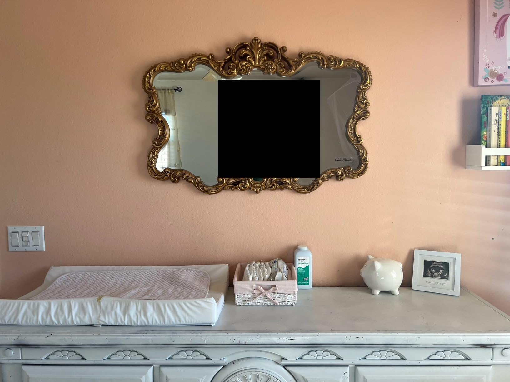 Antiqued Talida Gold Ornate Mirror for Wall, Large Focal Point Rectangular Bedroom Living Room & Vanity Wall Mounted Mirror in Resin Frame, Gold Leaf, 27 x 38 Inch customer photo 2