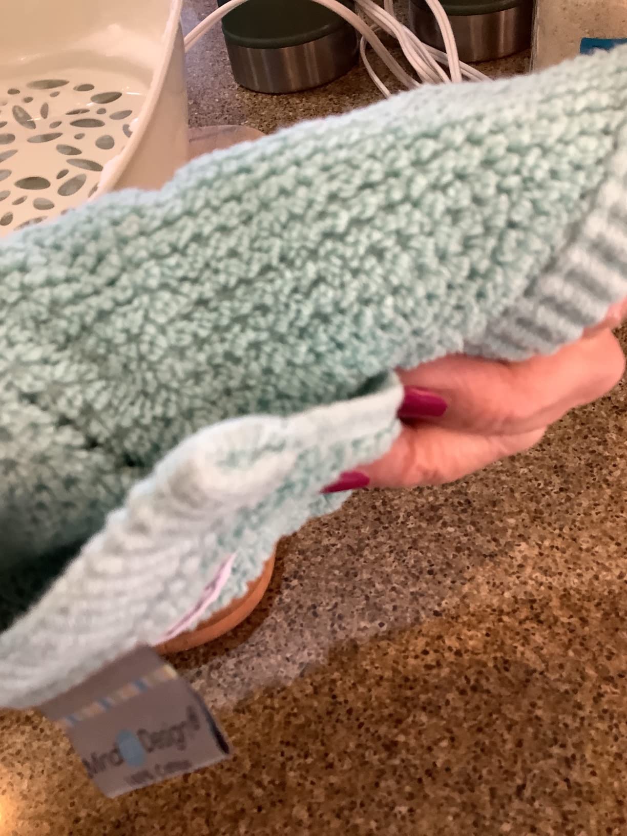 Homedics Paraffin Wax Machine for Hands - Hypoallergenic Hot Wax Hand Therapy Machine to Soothe and Moisturize Hands - Includes 3 Pounds of Wax and 20 Hand Liners customer photo 2