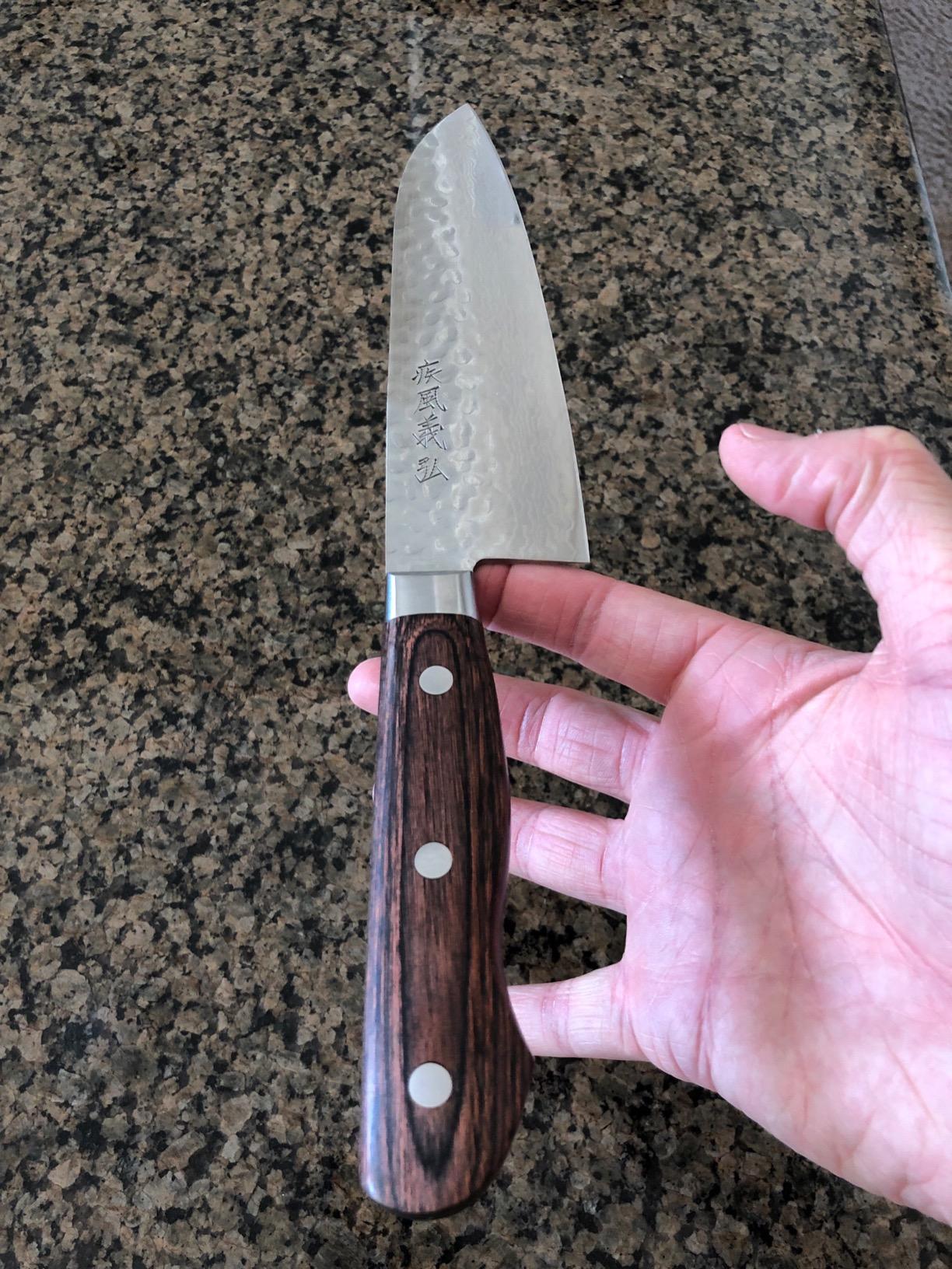 Yoshihiro VG10 16 Layer Hammered Damascus Stainless Steel Santoku Chefs Knife (7'' (180mm)) customer photo 2