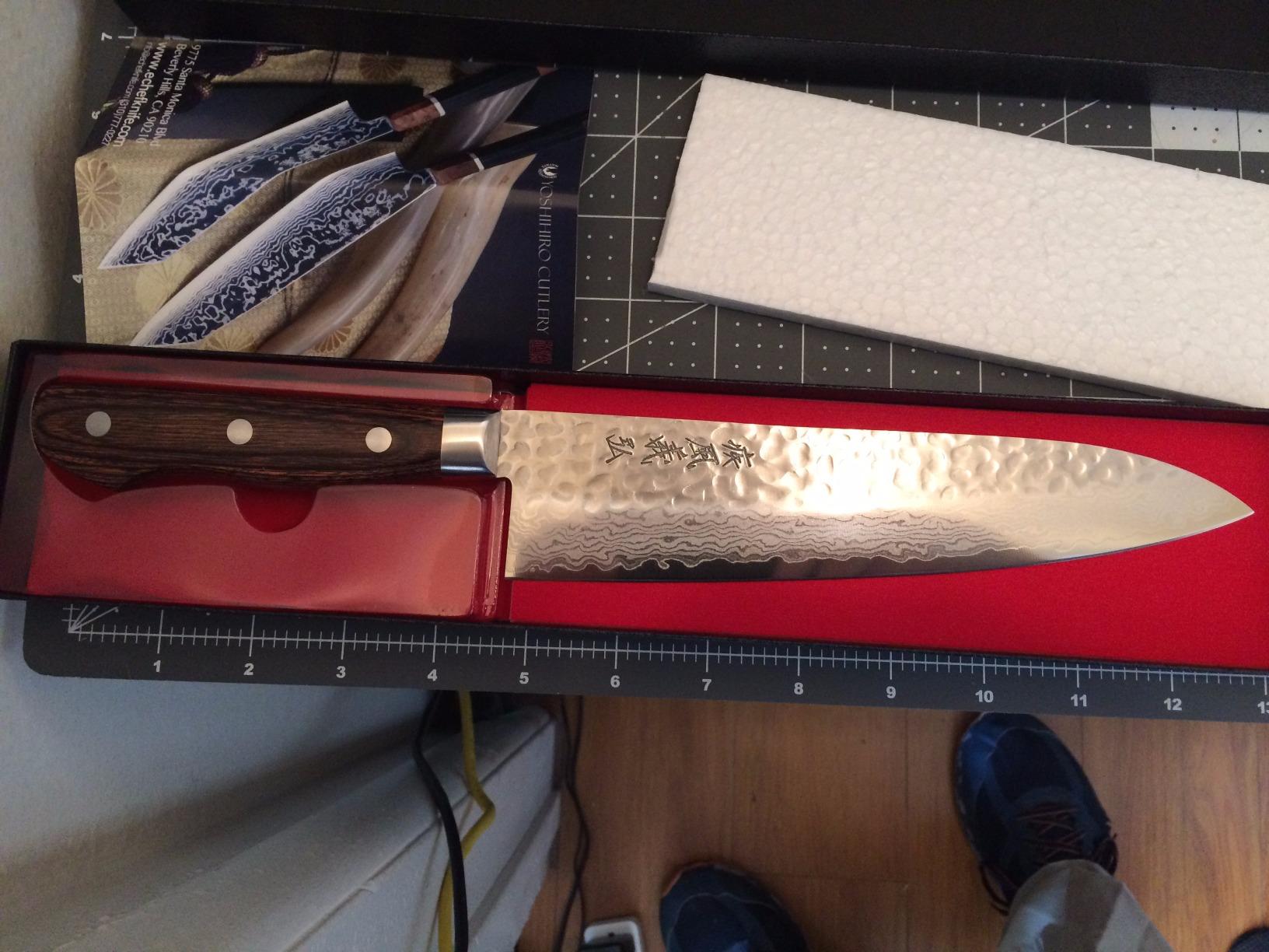 Yoshihiro VG10 16 Layer Hammered Damascus Gyuto Japanese Chefs Knife (7'' (180mm)) customer photo 2