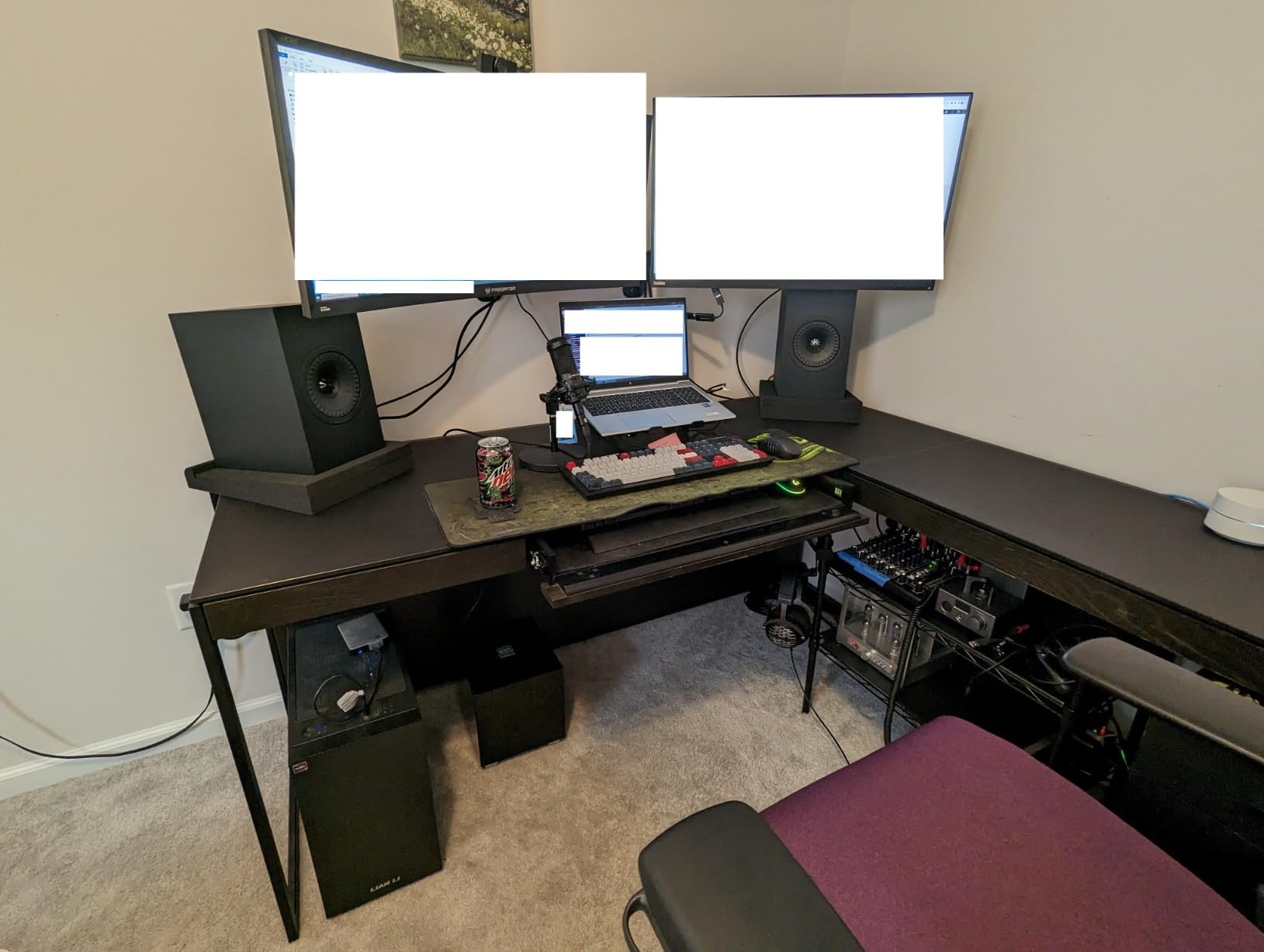 Mackie VLZ4 Series, 16-channel, Compact Mixer with Ultra-wide 60dB gain range and 10 Onyx Mic Preamps (164VLZ4) customer photo 1