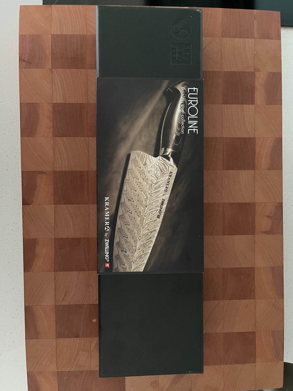 EUROLINE Damascus Collection 7-inch Razor-Sharp German Santoku Knife customer photo 1