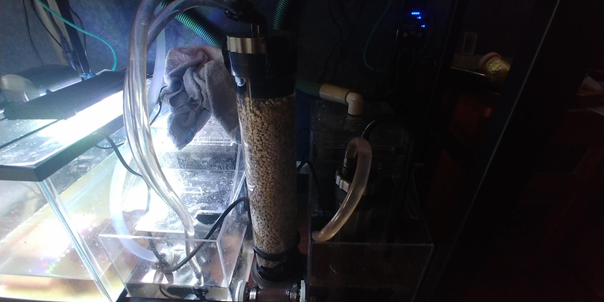 AQUATOP MR-20 Media Reactor - 95 GPH Up-Flow Filtration System - With Pump, Tubing & Mount - For Saltwater or Freshwater Aquariums - Sump or Hang-On Design customer photo 1