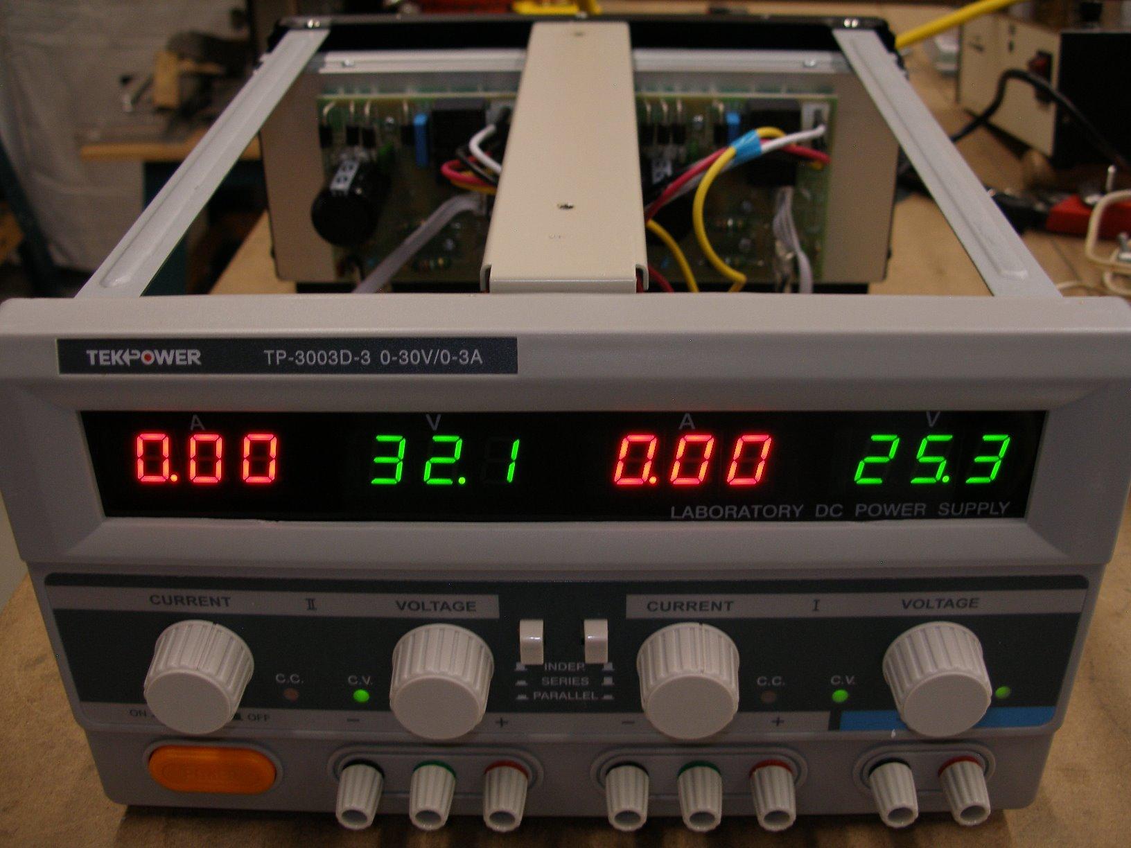 Tekpower TP3003D-3 Digital Variable Triple Outputs Linear-Type DC Power Supply, 0-30 Volts @ 0-3 Amps customer photo 2