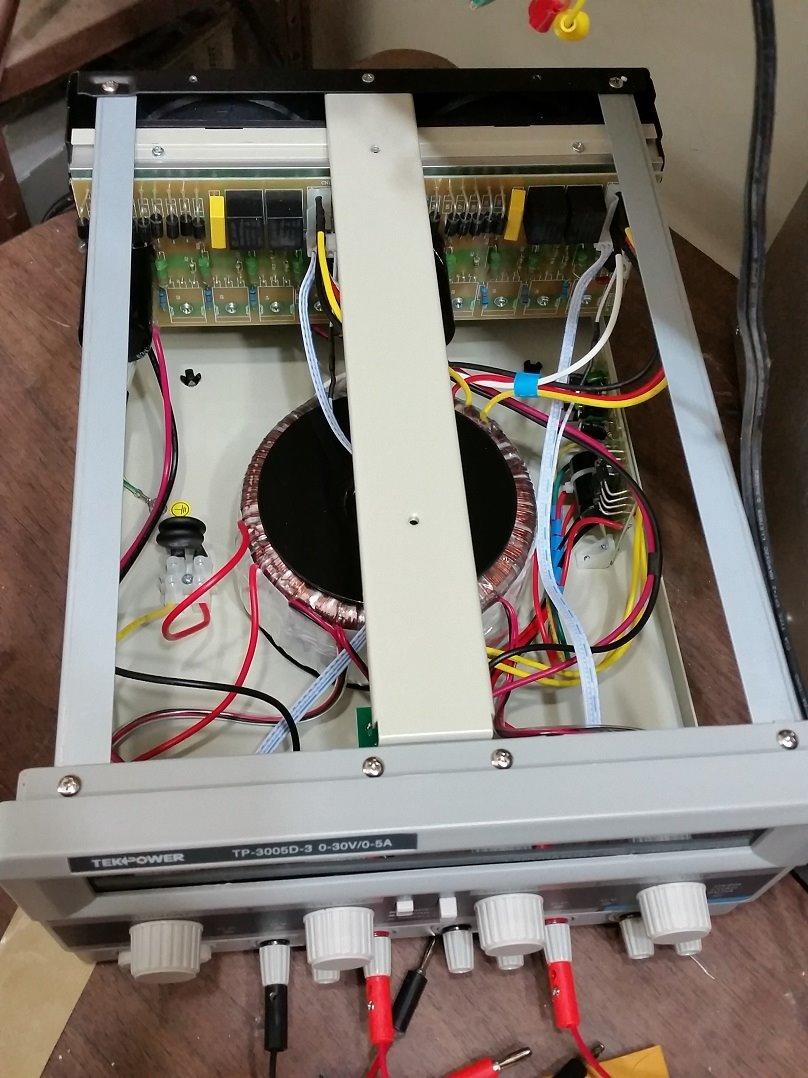 Tekpower TP-3005D-3 Digital Variable Triple Outputs Linear-Type DC Power Supply, 0-30 Volts @ 0-5 Amps customer photo 1