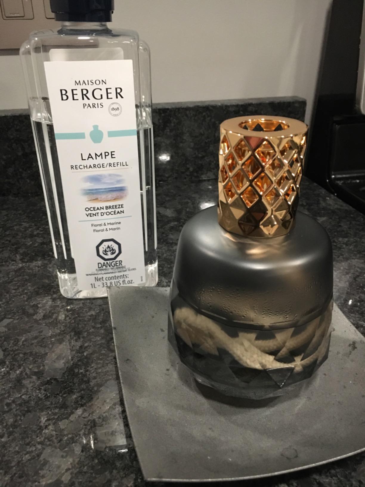 Ocean Breeze Lampe Berger Refill, 1 Liter (33.8 fl oz), 2-in-1 Catalytic System, Neutralizes Odors and Diffuses Fragrance, Rose, Blackcurrant, Marine Notes, Jasmine, Made in France customer photo 1