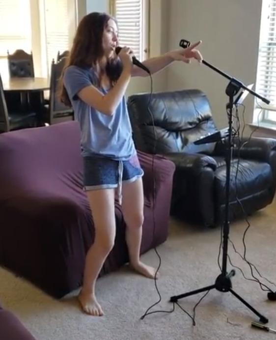 Singtrix Portable Karaoke Machine On Shark Tank, Kids & Adults, All-In-One Karaoke System, 350+Voice Effects & Autotuning, PA Speaker, Party Bundle, Karaoke Microphone, Use Free YouTube Karaoke Songs customer photo 1