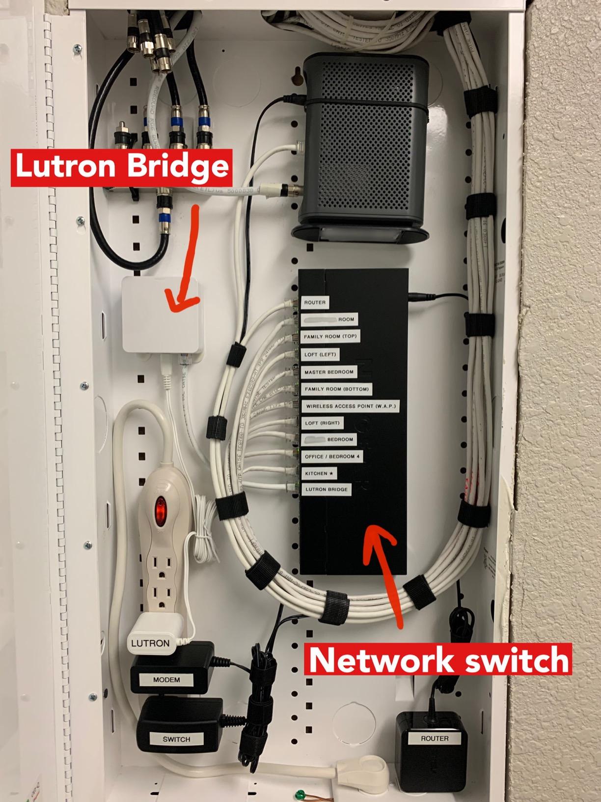 Lutron Caseta Original Smart Dimmer Switch Starter Kit, with Pico Remote, Wall Plate, and Smart Hub, Works with Alexa, Apple Home, and Google Home, 3 Way, 150W, No Neutral Req, P-BDG-PKG1W customer photo 1