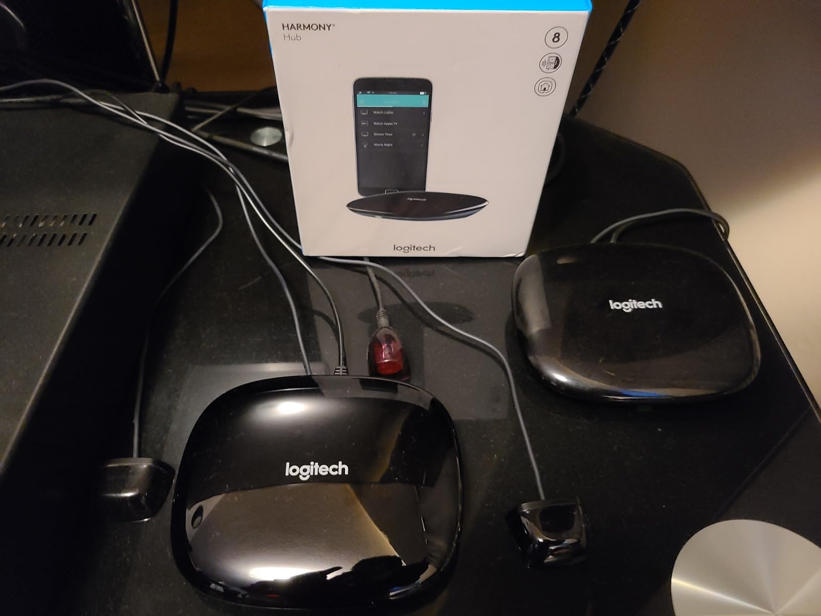 Logitech Harmony Hub for Control of 8 Home Entertainment Devices customer photo 1