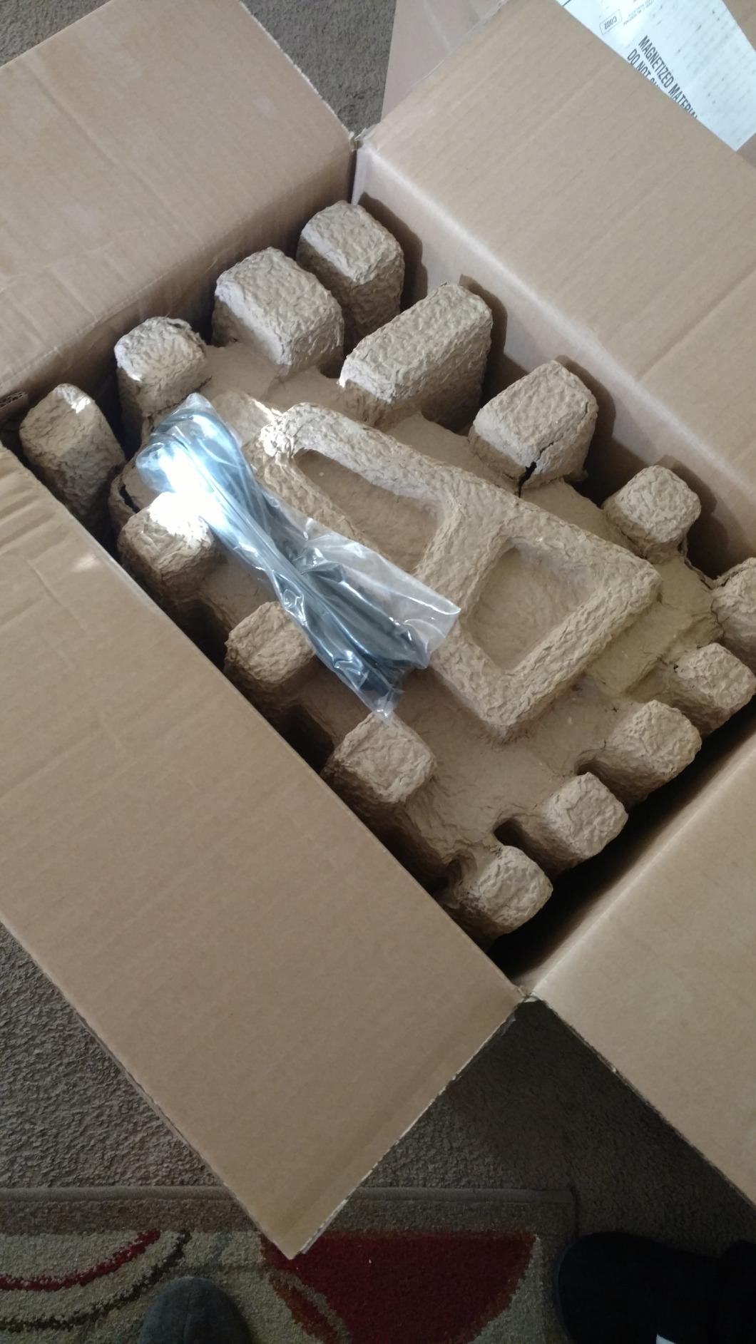 Behringer EUROLIVE F1220D Bi-Amped 250 Watt Monitor Speaker System with 12