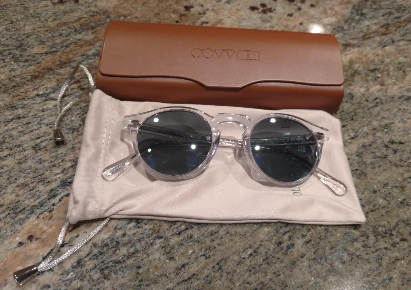 Oliver Peoples Gregory Peck, Crystal/Indigo Photochromic 1101r8, Size Medium customer photo 1