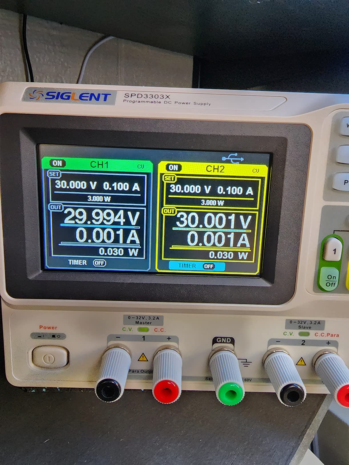 SIGLENT SPD3303X DC Power Supply customer photo 2