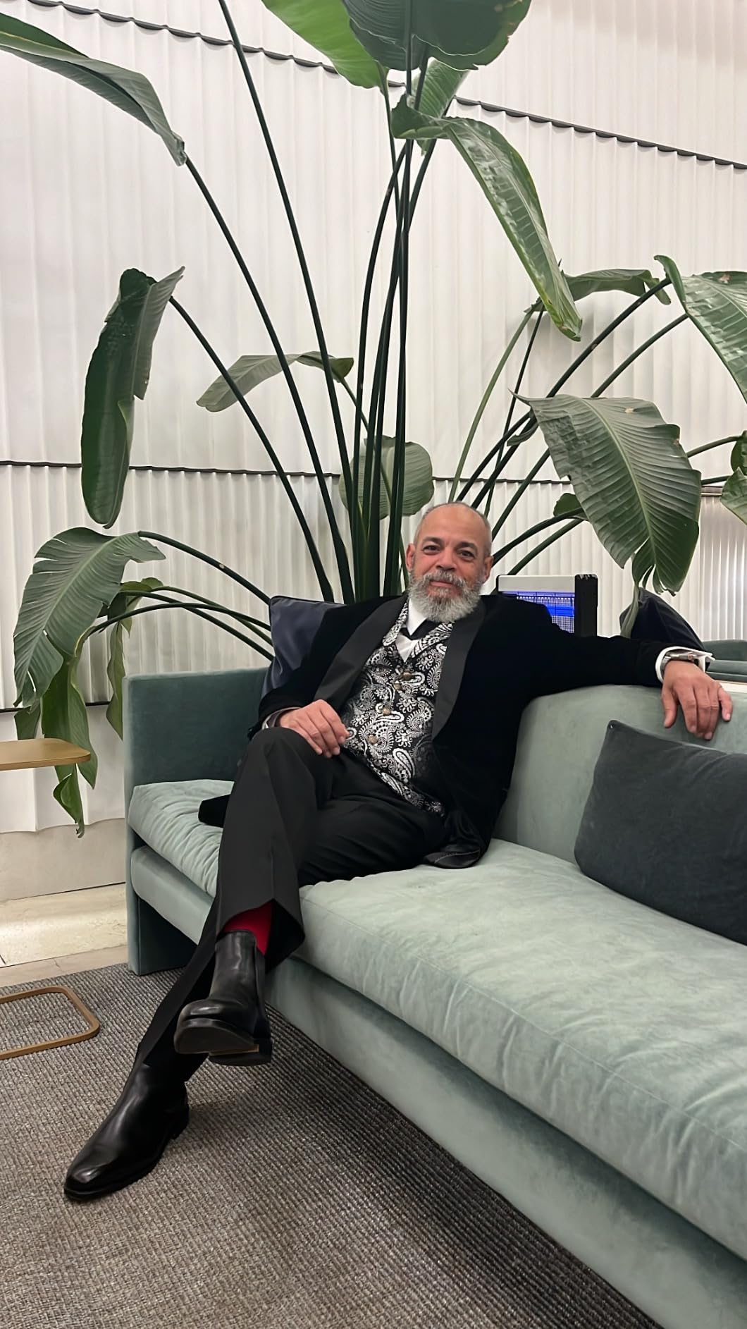 Allen Edmonds Men's Liverpool Leather Chelsea Boot - Classic customer photo 1