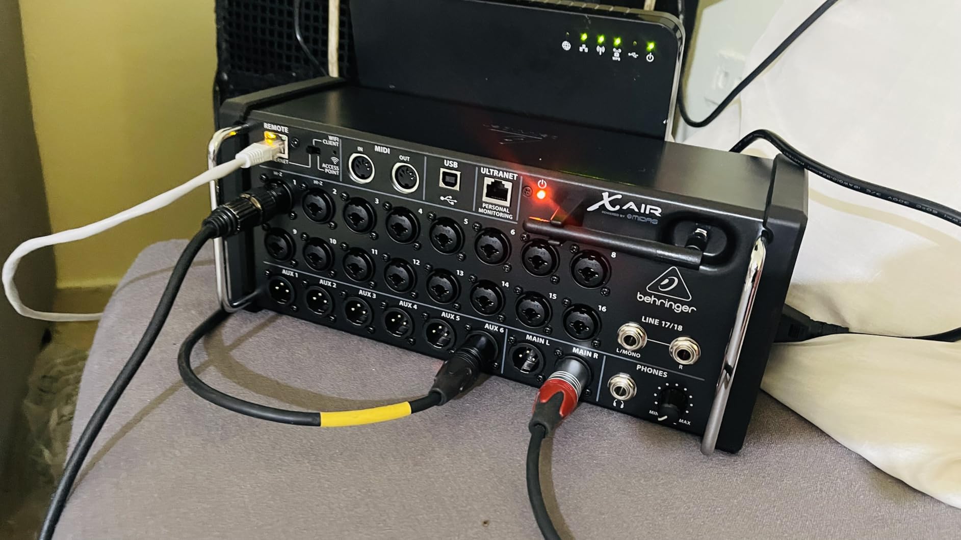 Behringer X AIR XR18 18-Channel, 12-Bus Digital Mixer for iPad/Android Tablets with 16 Programmable Midas Preamps, Integrated Wifi Module and Multi-Channel USB Audio Interface customer photo 1