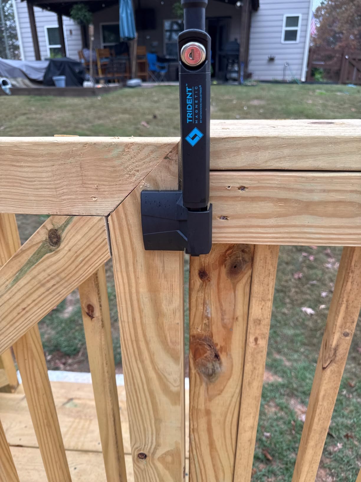 Trident 10 Inch Tall Black Magnetic Pool Child Safety Gate Latch | Keyed Alike | TRIDENT-10-BK-KA customer photo 2