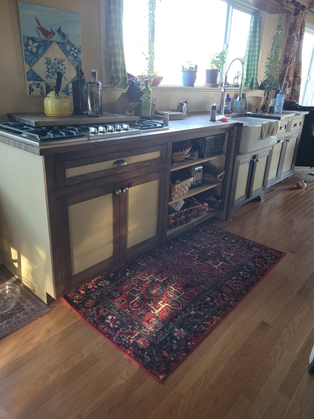 SAFAVIEH Area Rug 8x10 - Vintage Hamadan Collection - Large - Red & Multi, Traditional Persian Design customer photo 1