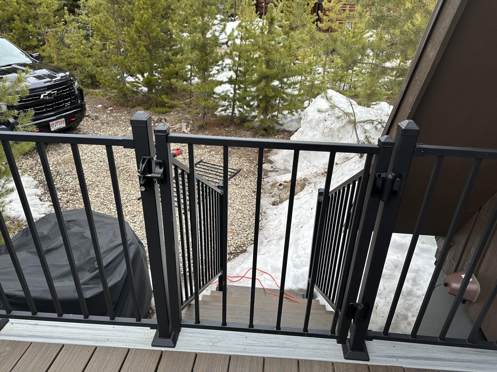 National Hardware LokkLatch Keyed Gate Latch, Black, 4-9/16 in, Model N346-201, Adjustable, Fits Wood Metal Vinyl Gates customer photo 1