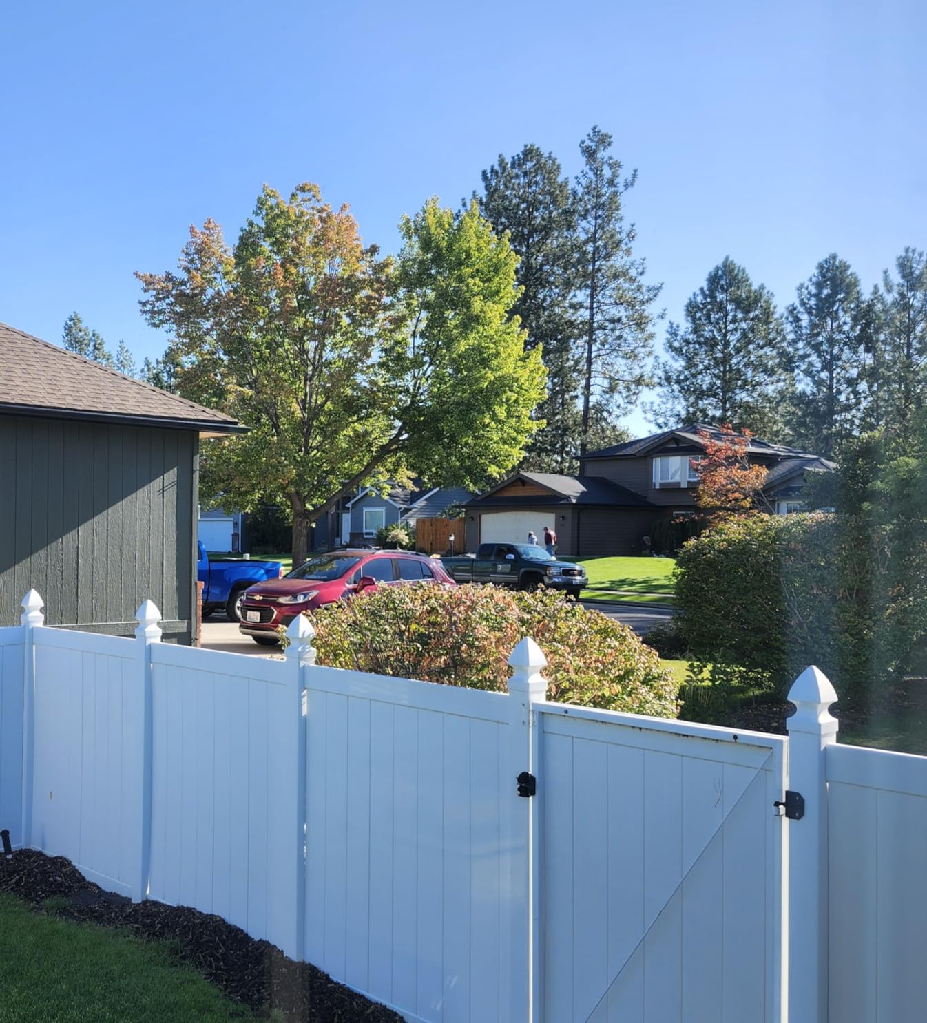 National Hardware LokkLatch Keyed Gate Latch, Black, 4-9/16 in, Model N346-201, Adjustable, Fits Wood Metal Vinyl Gates customer photo 2