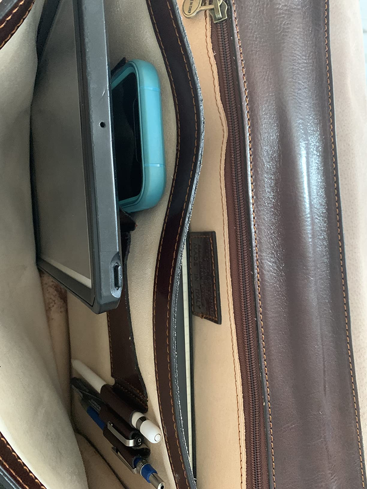 Time Resistance Leather Briefcase for Men - Italian Full Grain Leather Laptop Bag - Messenger Bag - Gift Box Included customer photo 1