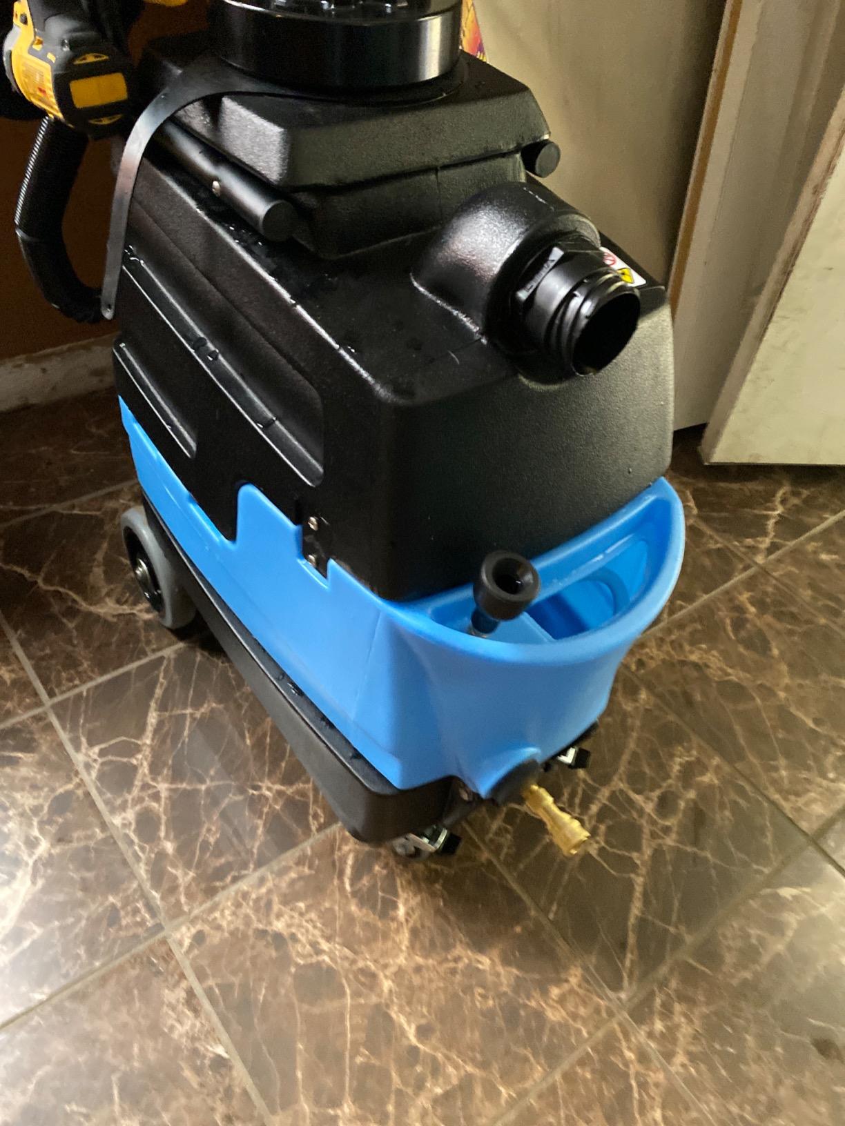 Lite 2 Heated Carpet Extractor Auto Detailer Upholstery Spotting Machine Including On-board Heater for Maximum Cleaning Power (8070 + Upholstery Tool) customer photo 1