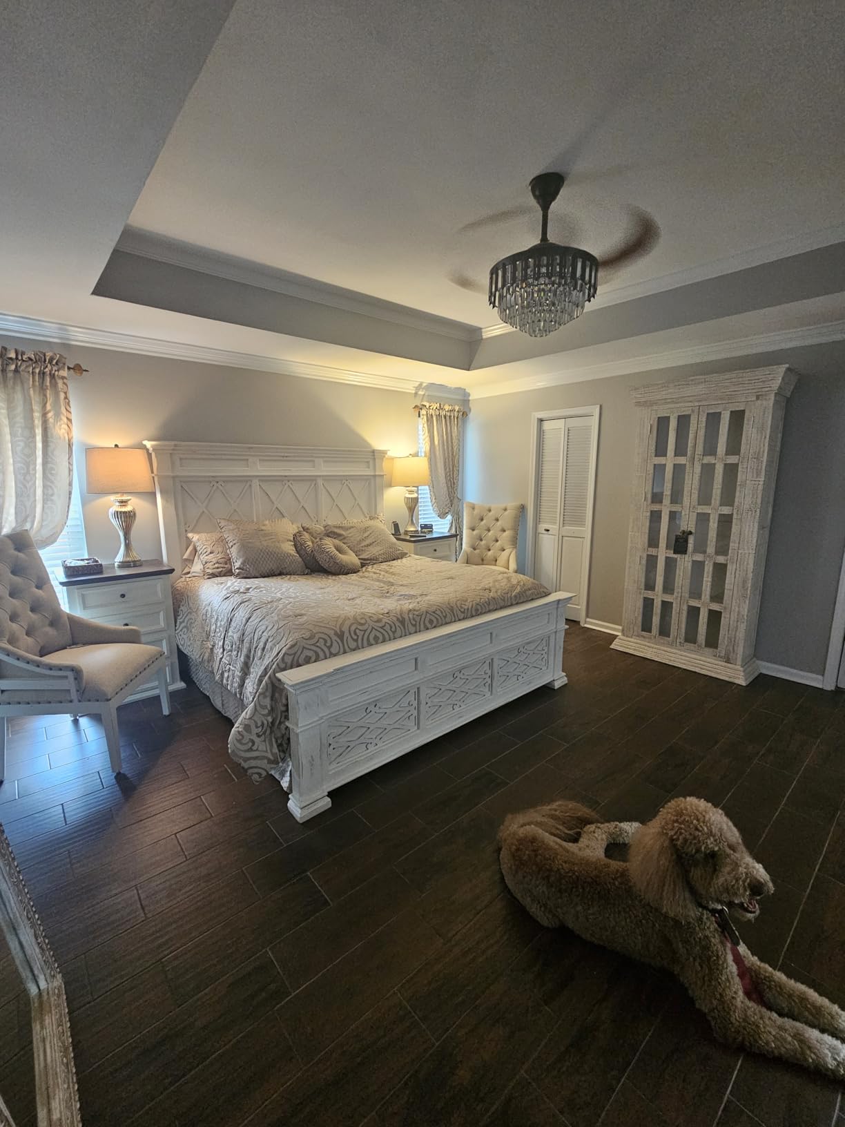 J Queen New York 4 Piece Astoria King Comforter Set customer photo 2