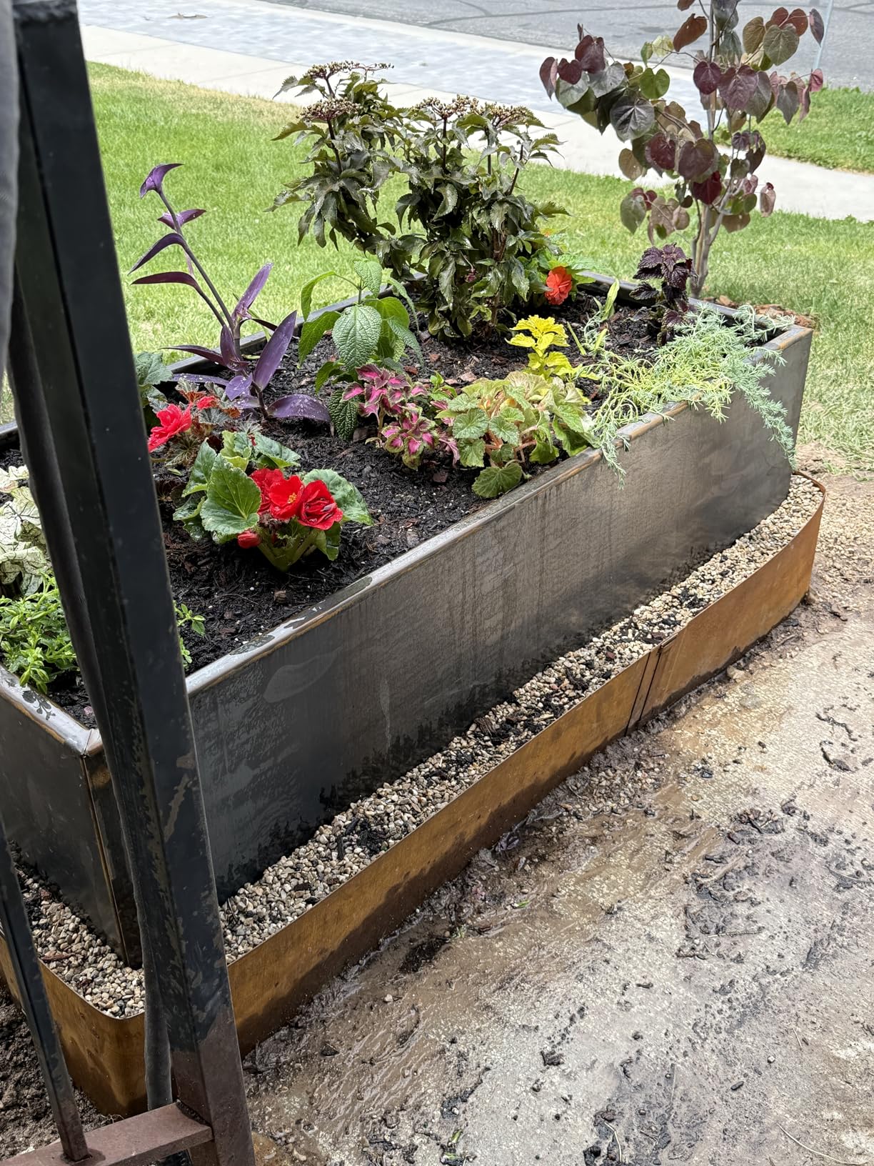 Veradek Corten Steel Series Raised Garden Bed - Large Metal Flower Bed for Outdoor Gardens customer photo 1