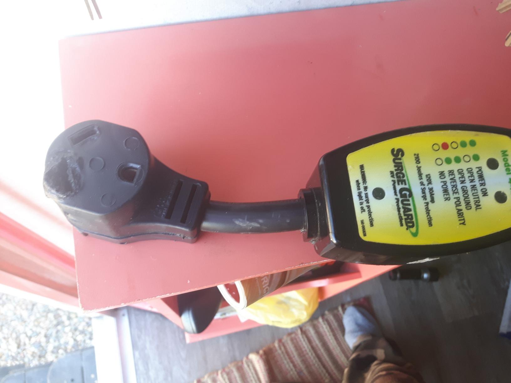 Southwire Surge Guard 30 Amp Portable RV Surge Protector with Enhanced Diagnostics, 2100 Joules, 44280 customer photo 2