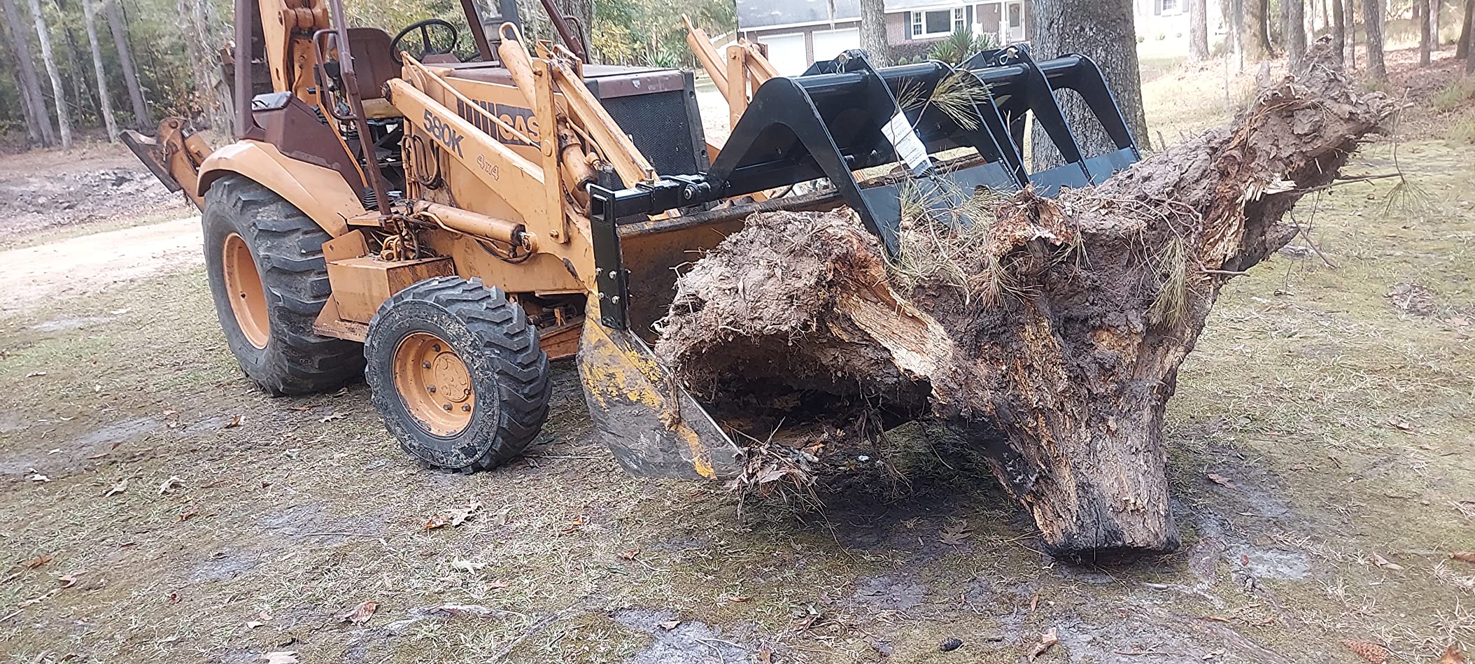 Titan Attachments Bolt-on Bucket Grapple Attachment customer photo 1