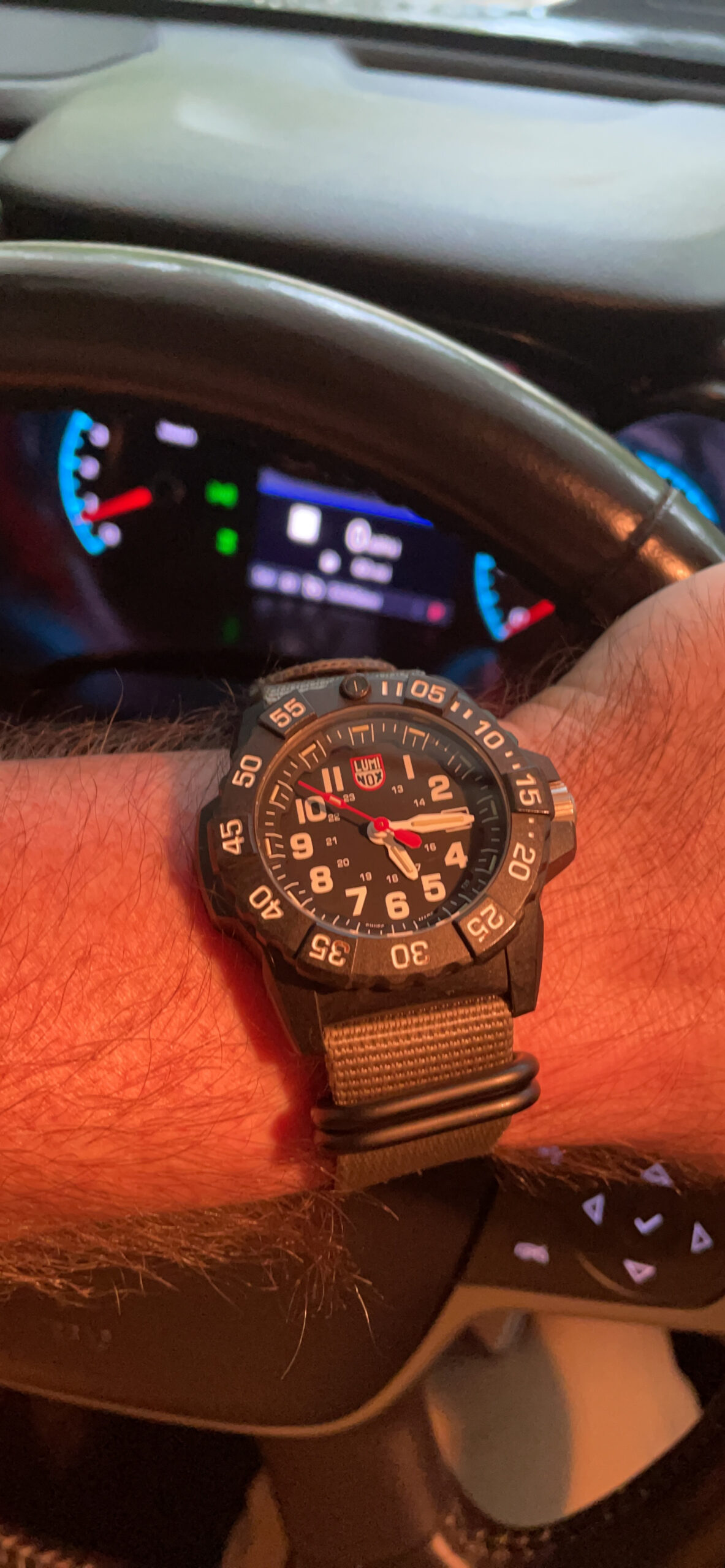 Navy Seal Mens Watch Black Dial (XS.3501/3500 Series): 200 Meter Water Resistant + Light Weight Carbon Case and Band + Constant Night Visibility customer photo 1