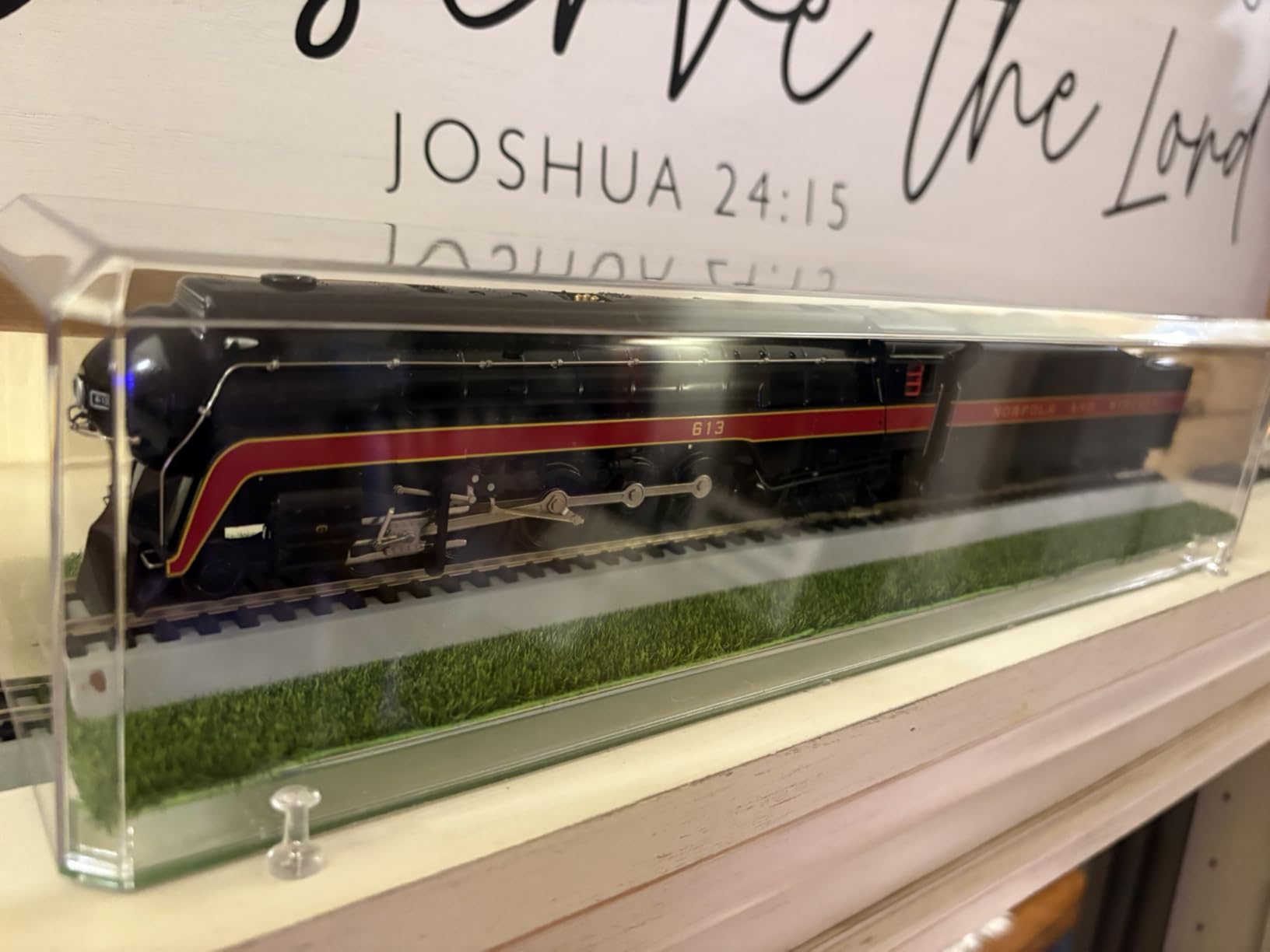 Bachmann Industries N&W Class J 4-8-4 DCC Sound Value Equipped Locomotive - HO Scale customer photo 1