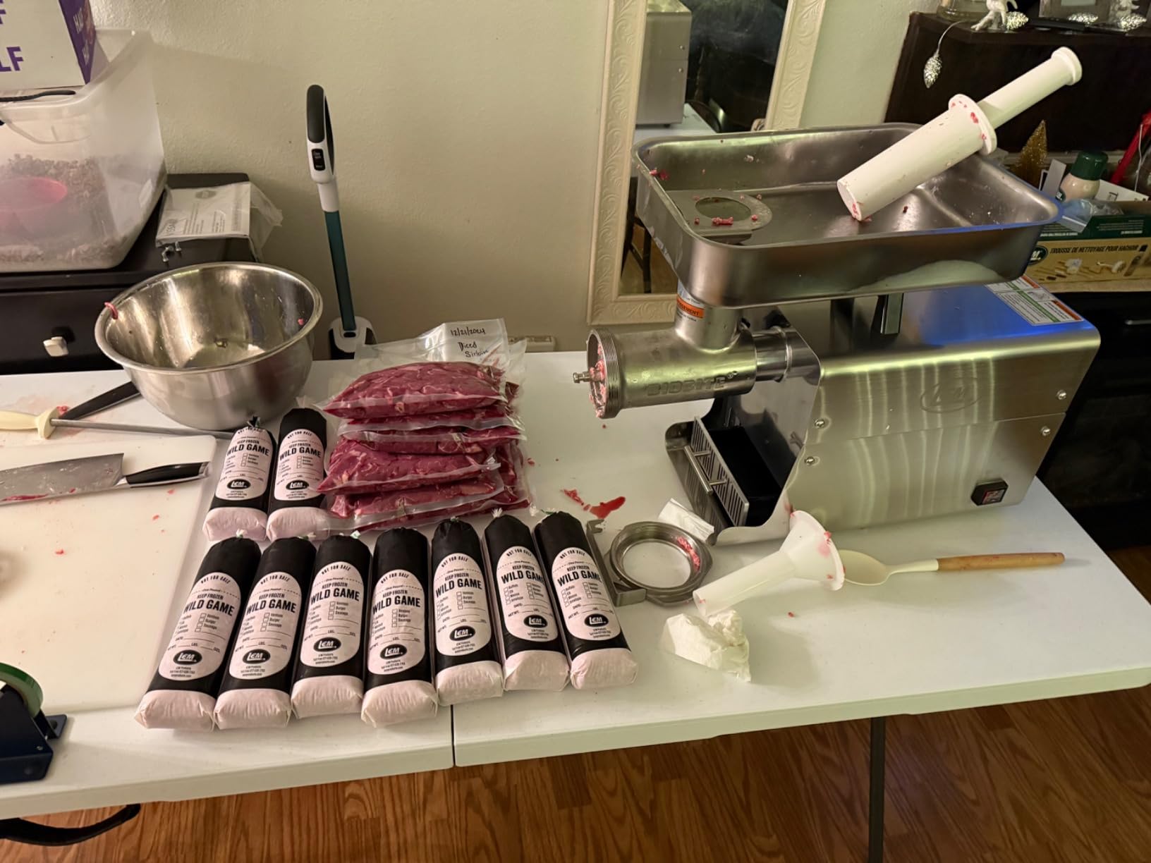 LEM Products BigBite #22 Meat Grinder, 1.0 HP Stainless Steel Electric Meat Grinder Machine, Ideal for Heavy Use customer photo 2