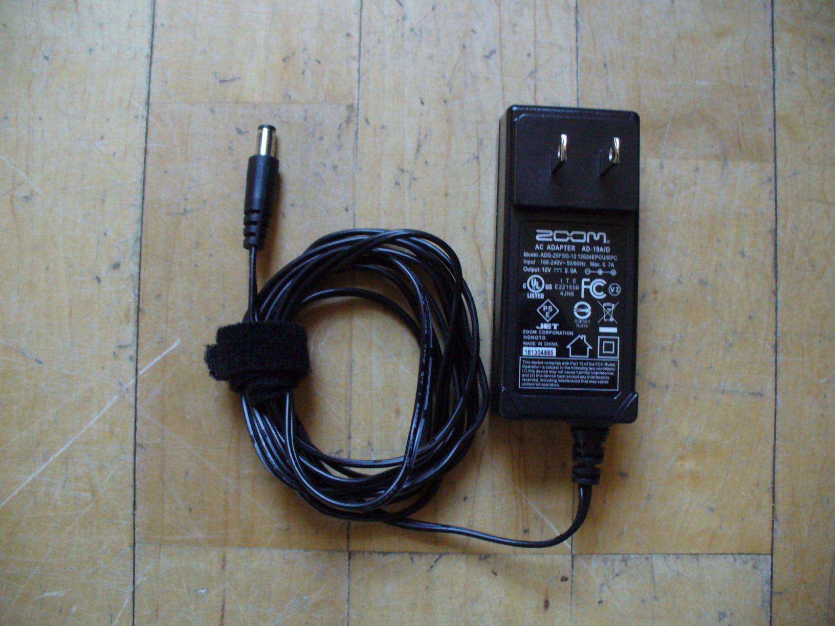 Zoom LiveTrak L-12 12-channel Digital Mixer/Recorder customer photo 1