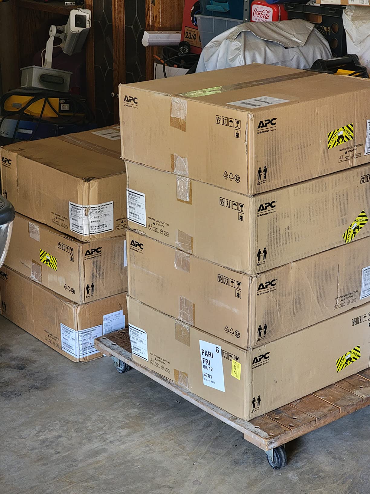 APC Smart-UPS SMT1500RM2UC Rack Mount UPS Battery Backup, 1500VA, Sinewave, AVR, 120V, Line Interactive Uninterruptible Power Supply customer photo 2