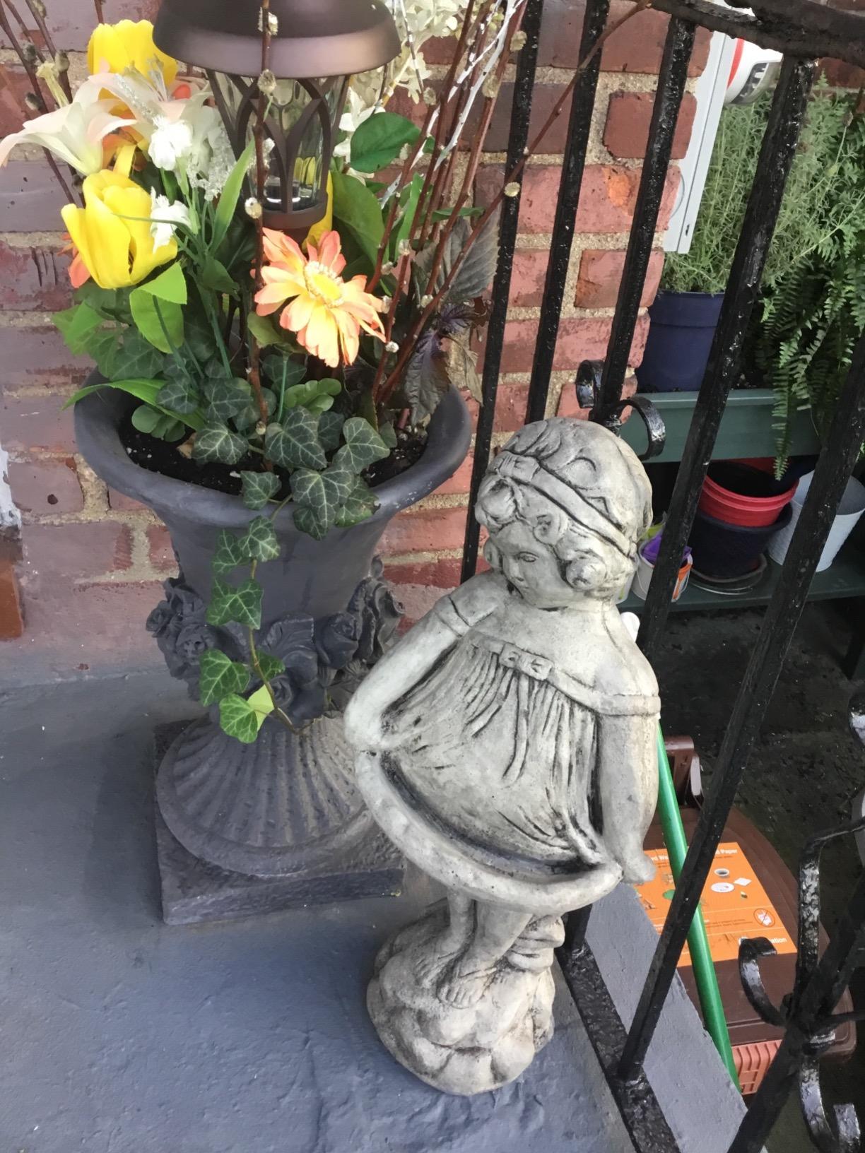 Round Classic Stone Garden Planter 14in Tall Desert Sand Color customer photo 1