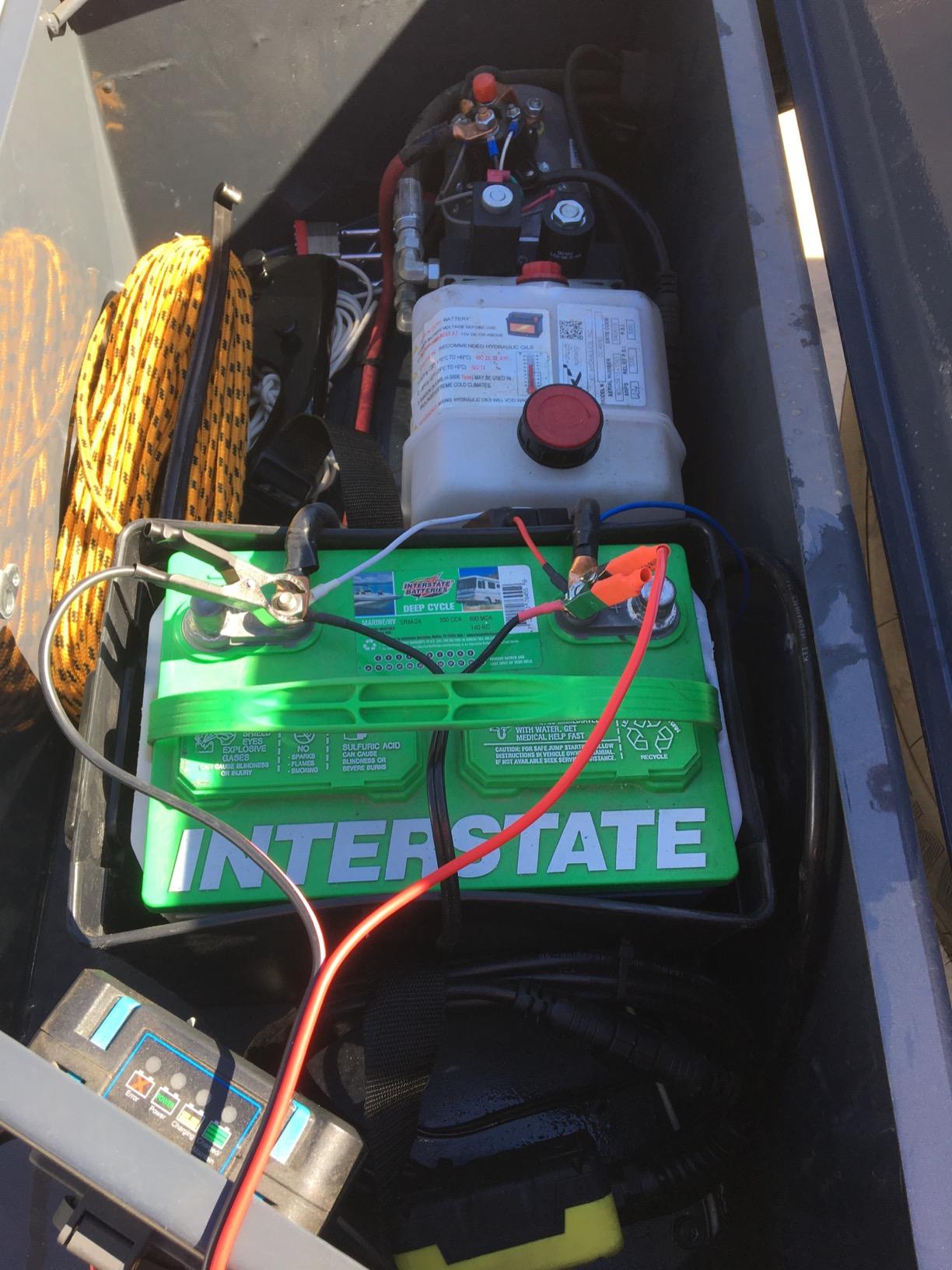 Bravex Trailer Winch 6000LBS, Reversible Portable 12-Volt DC Electric Winch Boat Trailer Truck Power-in, Power-out (Corded Remote Control & Hand Crank) customer photo 2