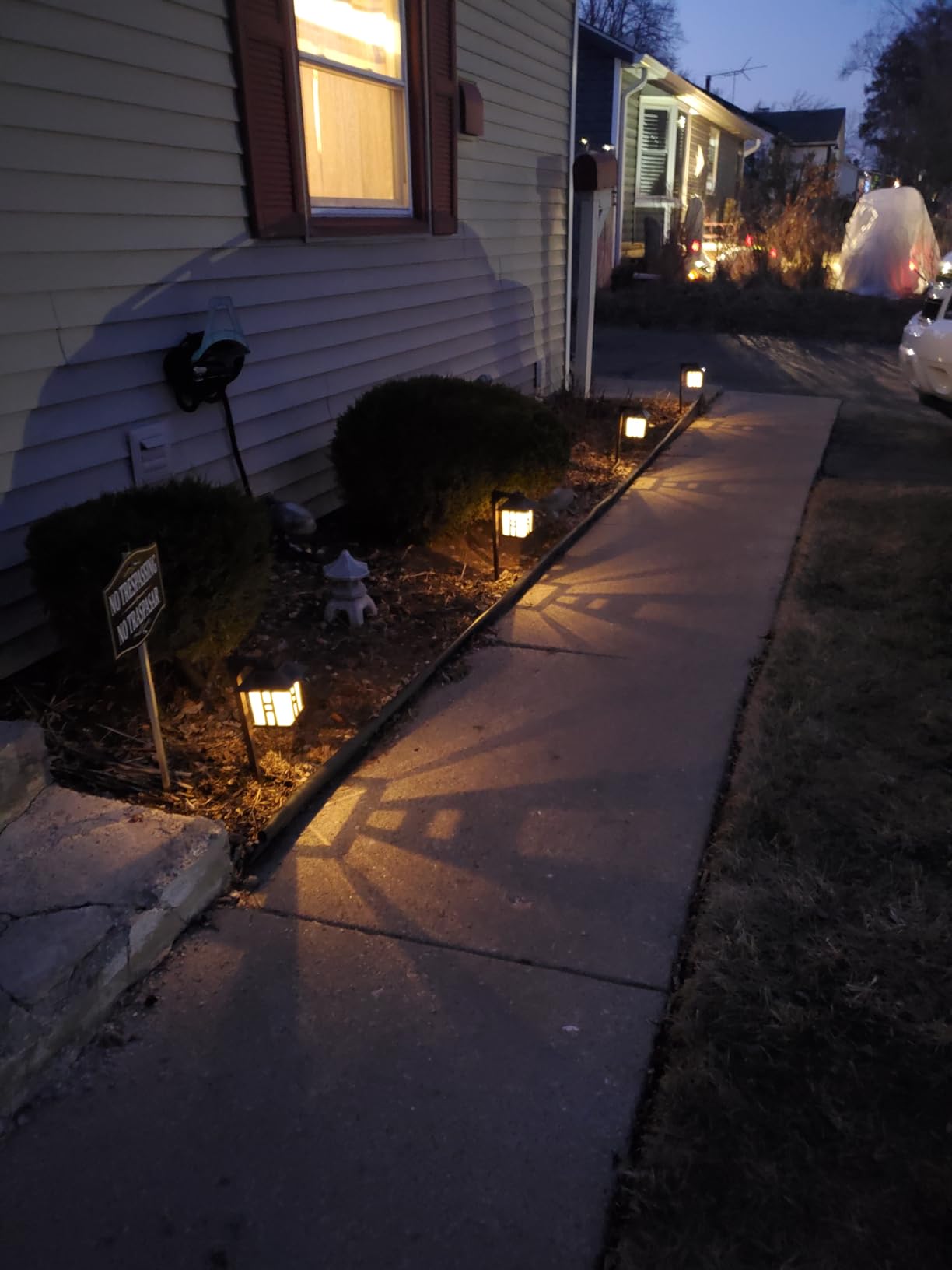 GIGALUMI Japanese Decor Solar Lights for Outside, Pathway Lights 4 Pack - Lawn/Patio/Yard/Walkway/Driveway Decoration customer photo 1
