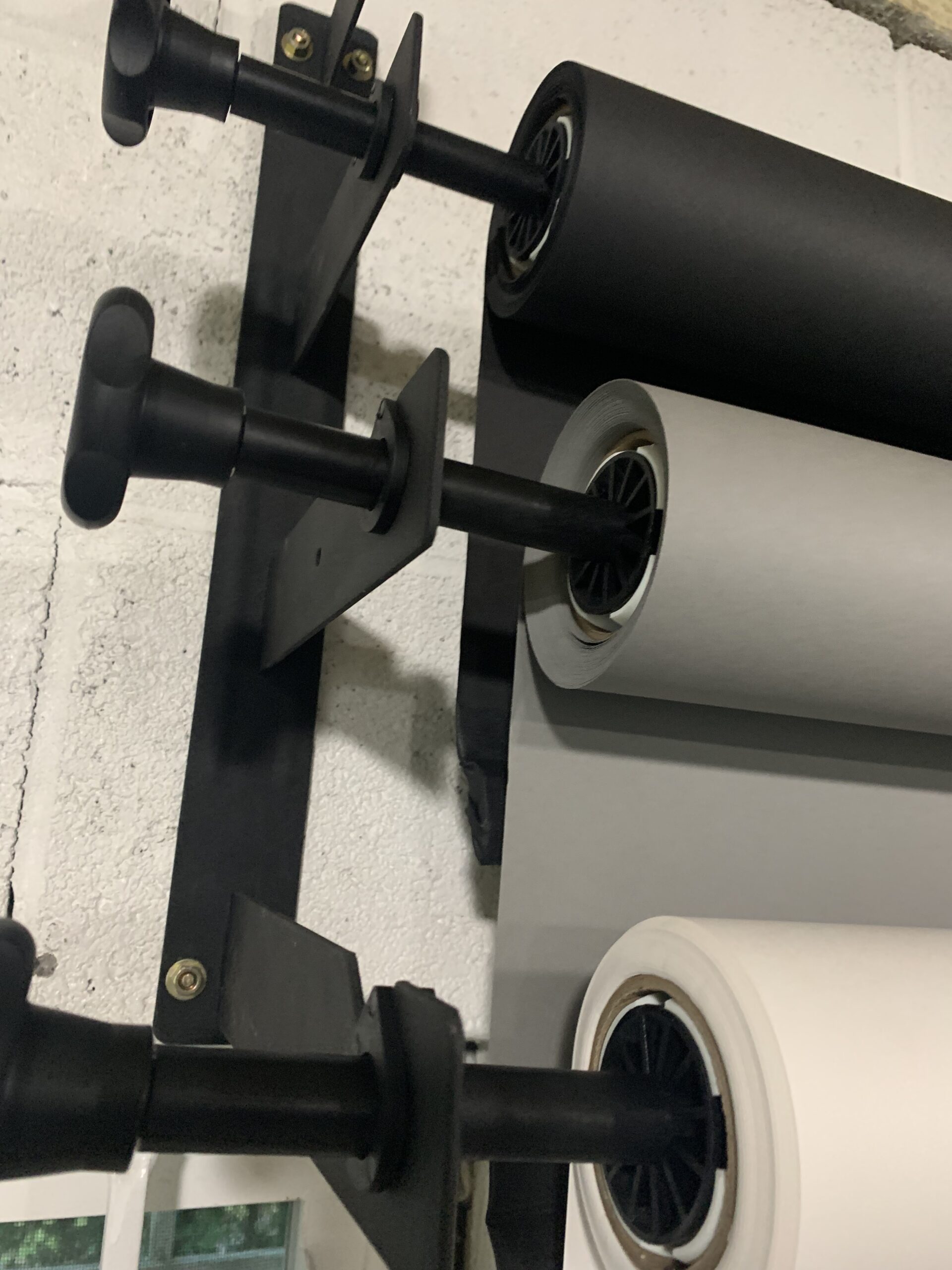 Fotoconic 4 Roller Motorized Electric Wall Ceiling Mount Background Support System with Remote customer photo 1