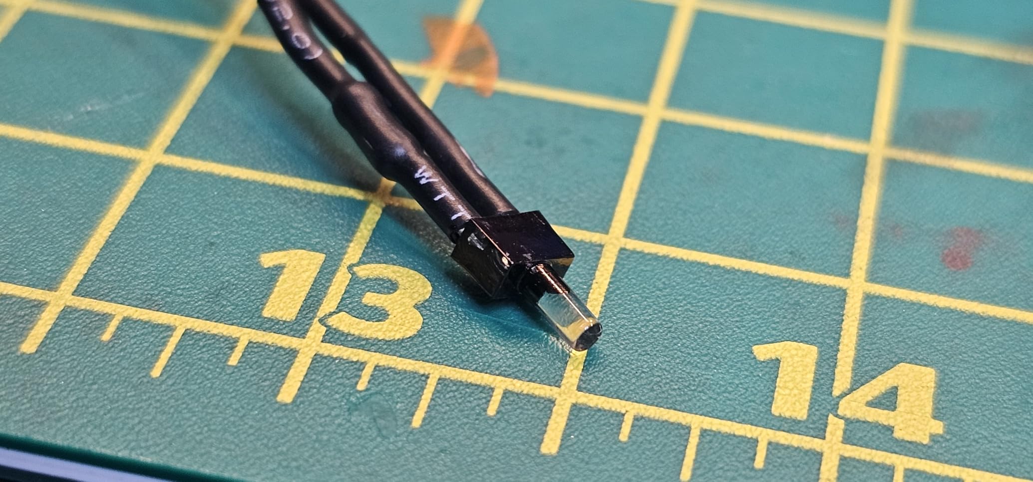 20pcs Pre Wired 3mm Warm White Led Lamp Light Set 12V ~ 18V for Train Layout customer photo 1