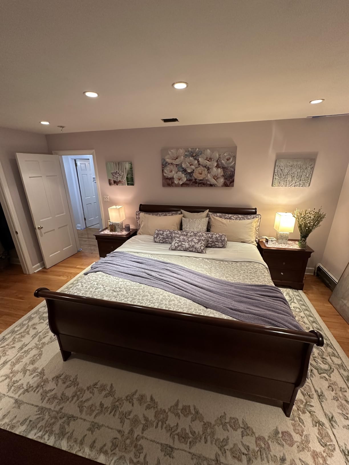 SAFAVIEH Aubusson Collection 8' x 10' Ivory / Pink AUB102A Handmade Traditional Premium Wool Area Rug customer photo 2