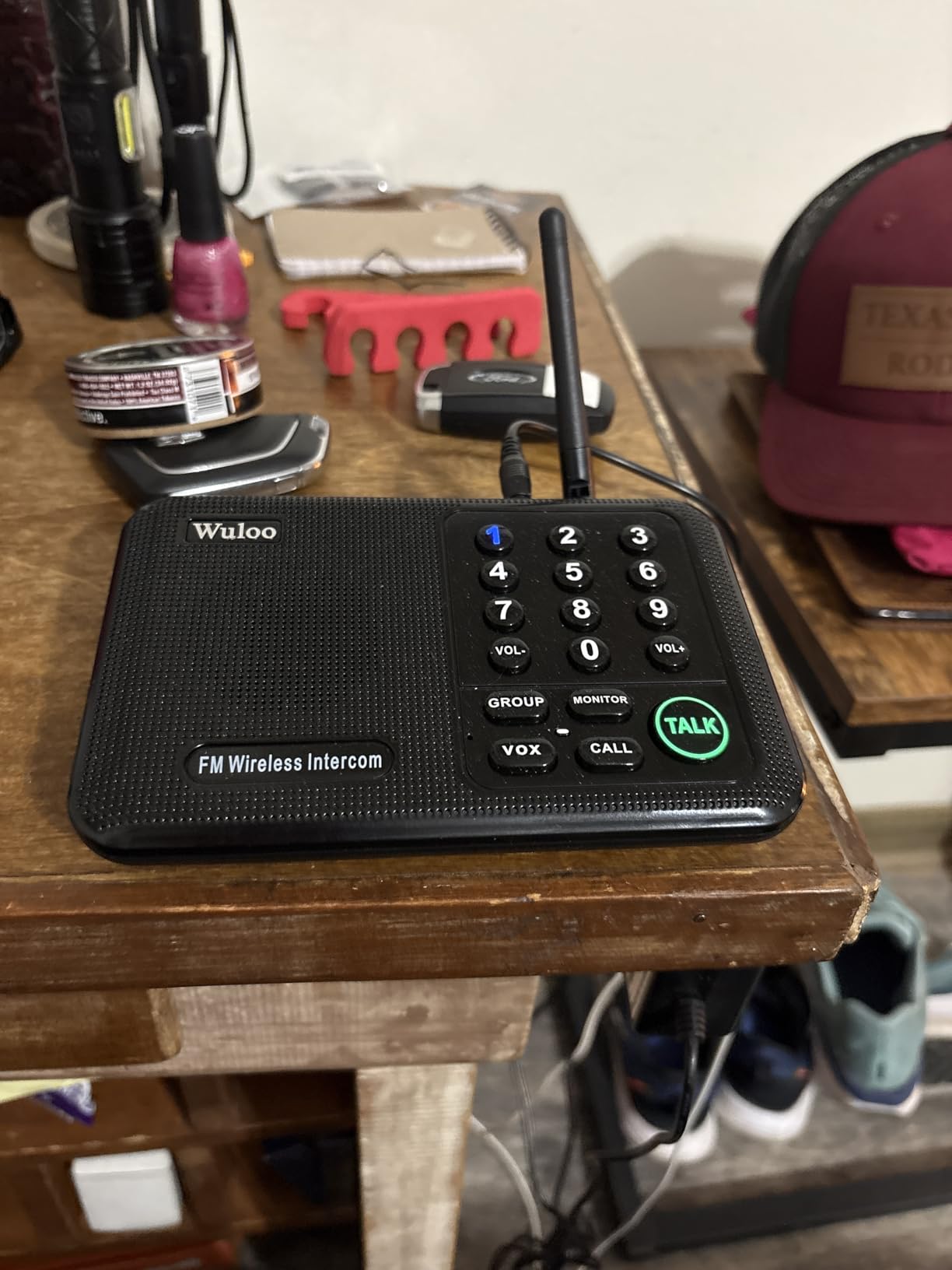 Wuloo Intercoms Wireless for Home 1 Mile (5280 Feet) Range 10-Channel, Wireless Home Intercom System for House Business Office, Room to Room Intercom, Home Communication System (2 Packs, Black) customer photo 1